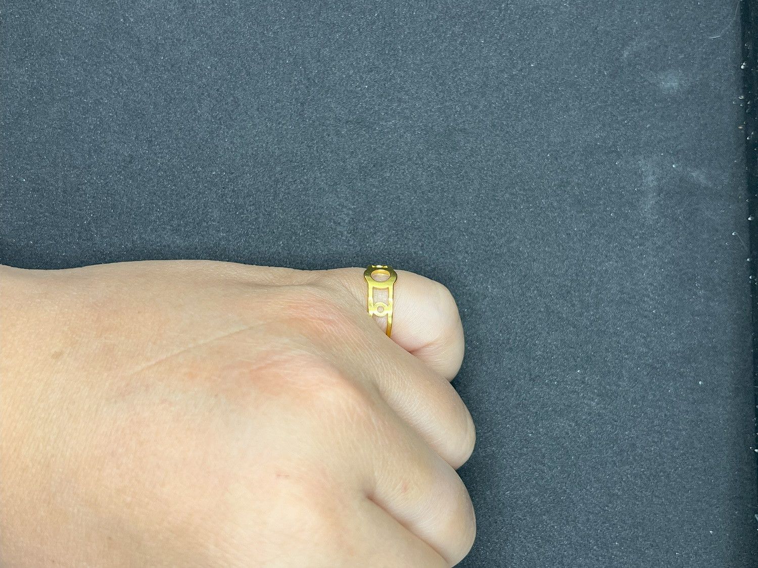 Jewelry Gold circle ring - size 7.5 Size ONE SIZE - 4 Thumbnail