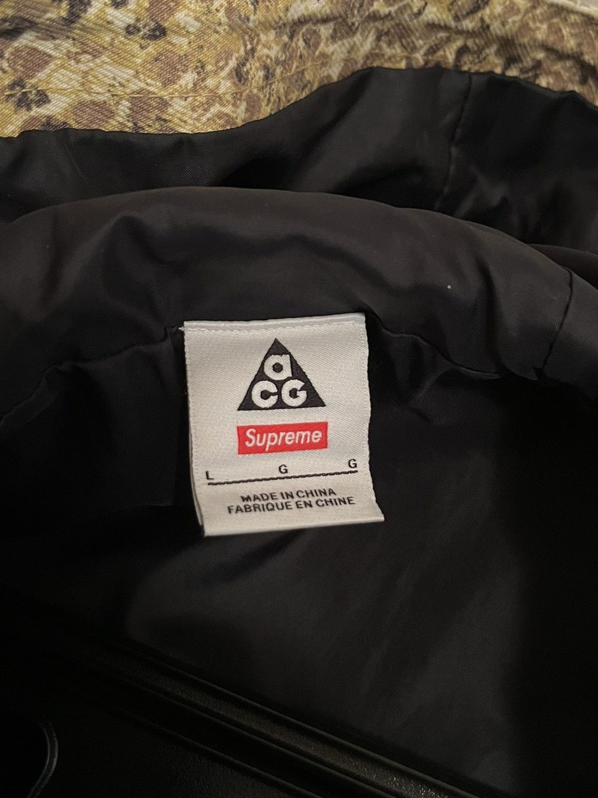 Nike ACG × Supreme Supreme x Nike ACG Snakeskin Denim Pullover Jacket FW22 Size US L / EU 52-54 / 3 - 6 Thumbnail