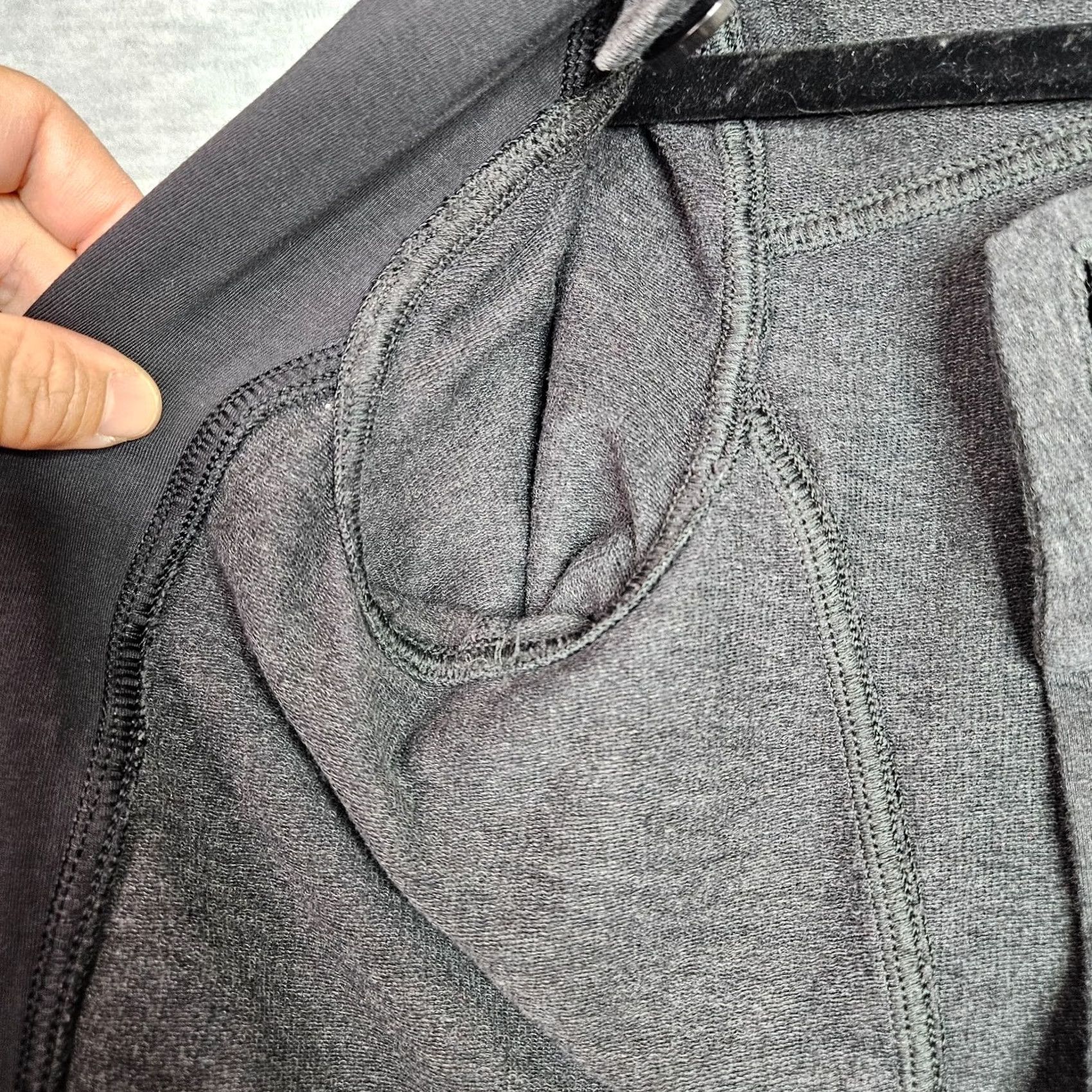 Lululemon Lululemon Women's Easy Wrap Button Jacket Dark Heather Grey Sz 4 Size S / US 4 / IT 40 - 3 Thumbnail