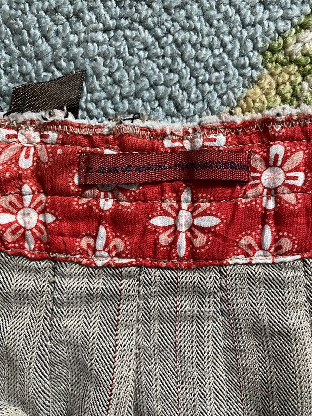 Marithe + Francois Girbaud MFG Embroidered Floral Mini Skirt Size 24" / US 00 / IT 34 - 4 Thumbnail