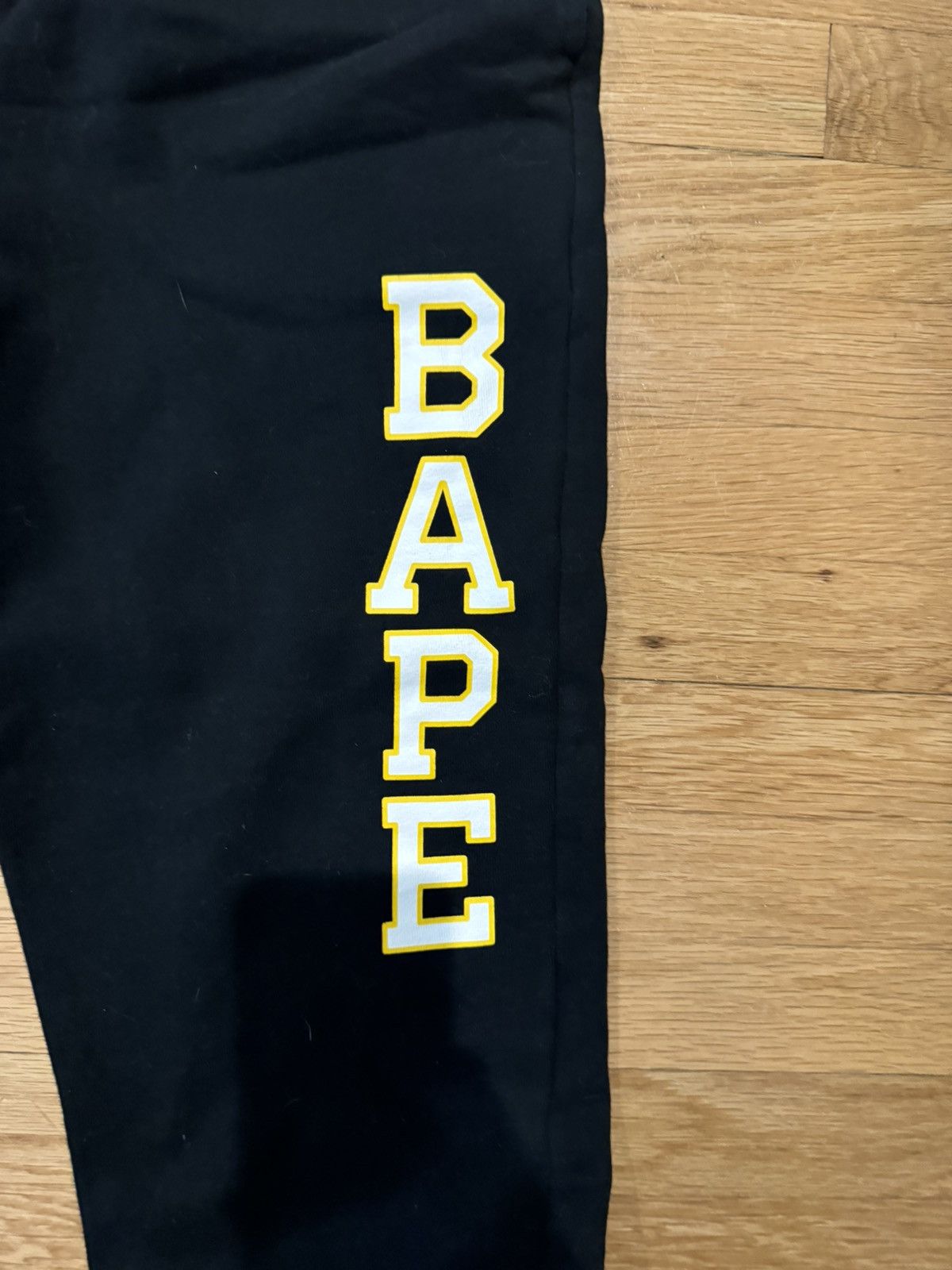 Bape Bape black and yellow joggers Size US 32 / EU 48 - 3 Thumbnail