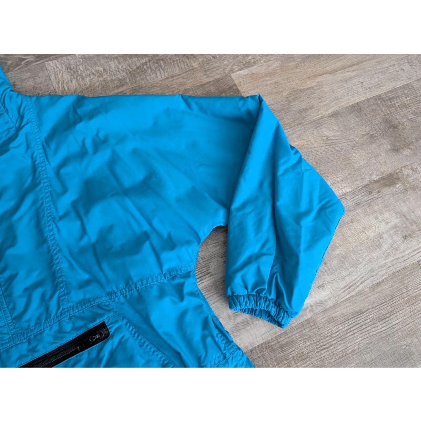 Vintage VINTAGE L.L. Bean Jacket Windbreaker Hooded Nylon Blue M Mens Old School USA Made Short Coat Pocket Zipper Pockets Reg Fit Size US M / EU 48-50 / 2 - 5 Thumbnail