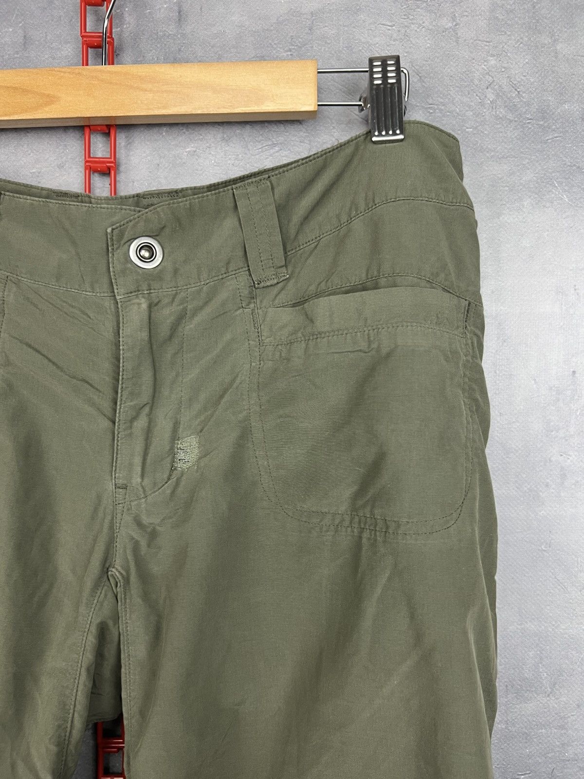 Arc'teryx Arc'teryx Women's Olive Green High Rise Straight Leg Pants 6 Size 28" / US 6 / IT 42 - 9 Thumbnail