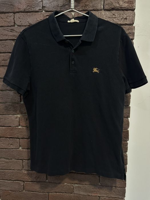 Burberry polo outlet with metal logo