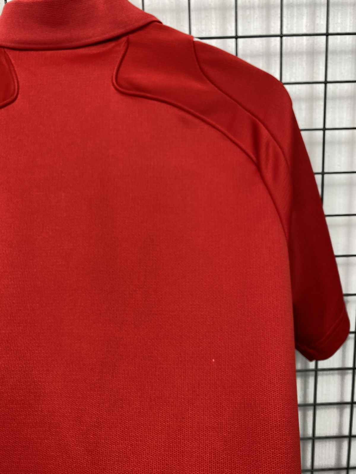 Vintage Adidas 2008 Liverpool Red Carlsberg Polo TShirt Soccer Men M Size US M / EU 48-50 / 2 - 21 Thumbnail