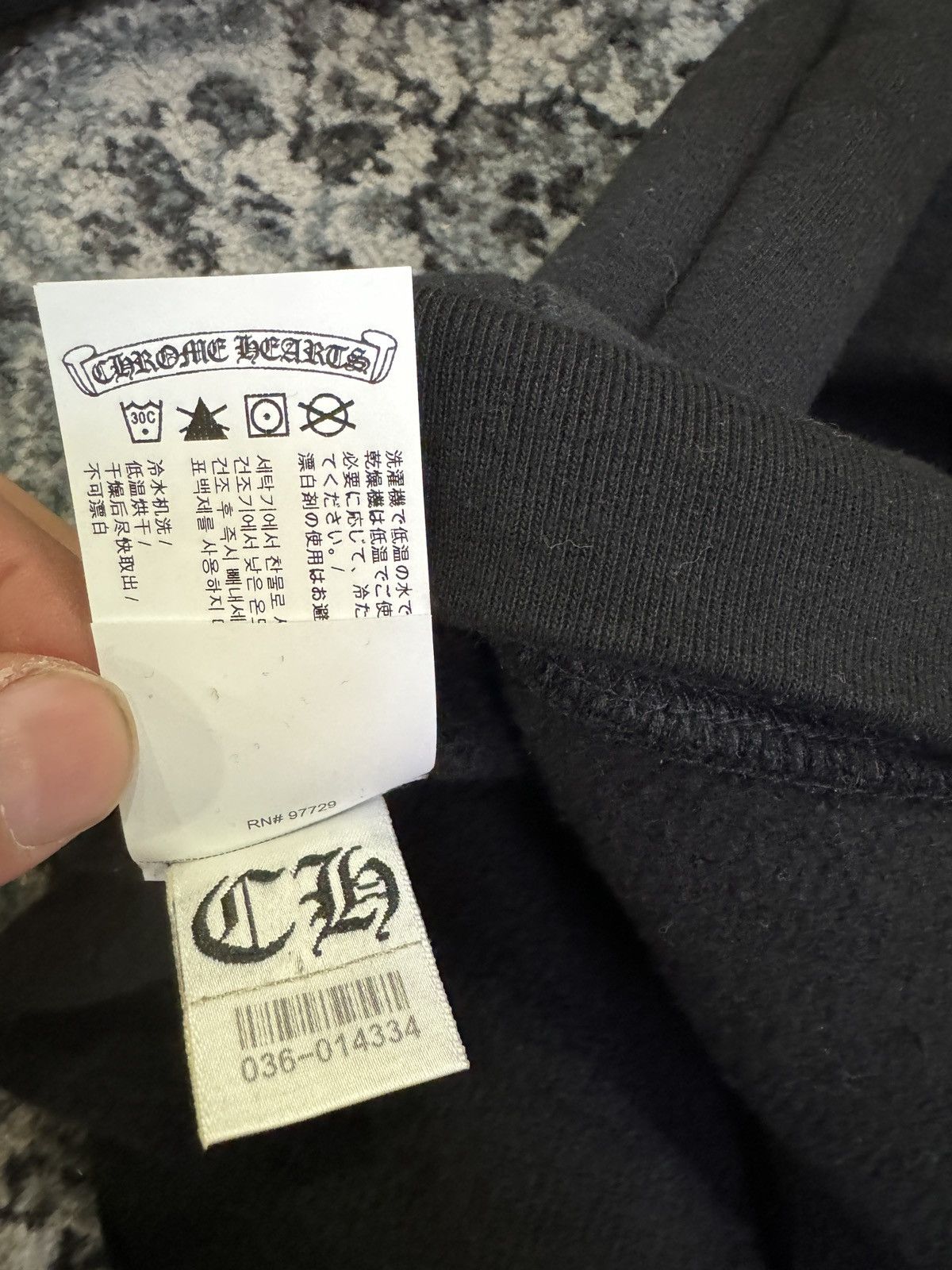 Chrome Hearts Chrome Hearts 3 Cross Embroidered Black Crewneck Size US M / EU 48-50 / 2 - 7 Thumbnail