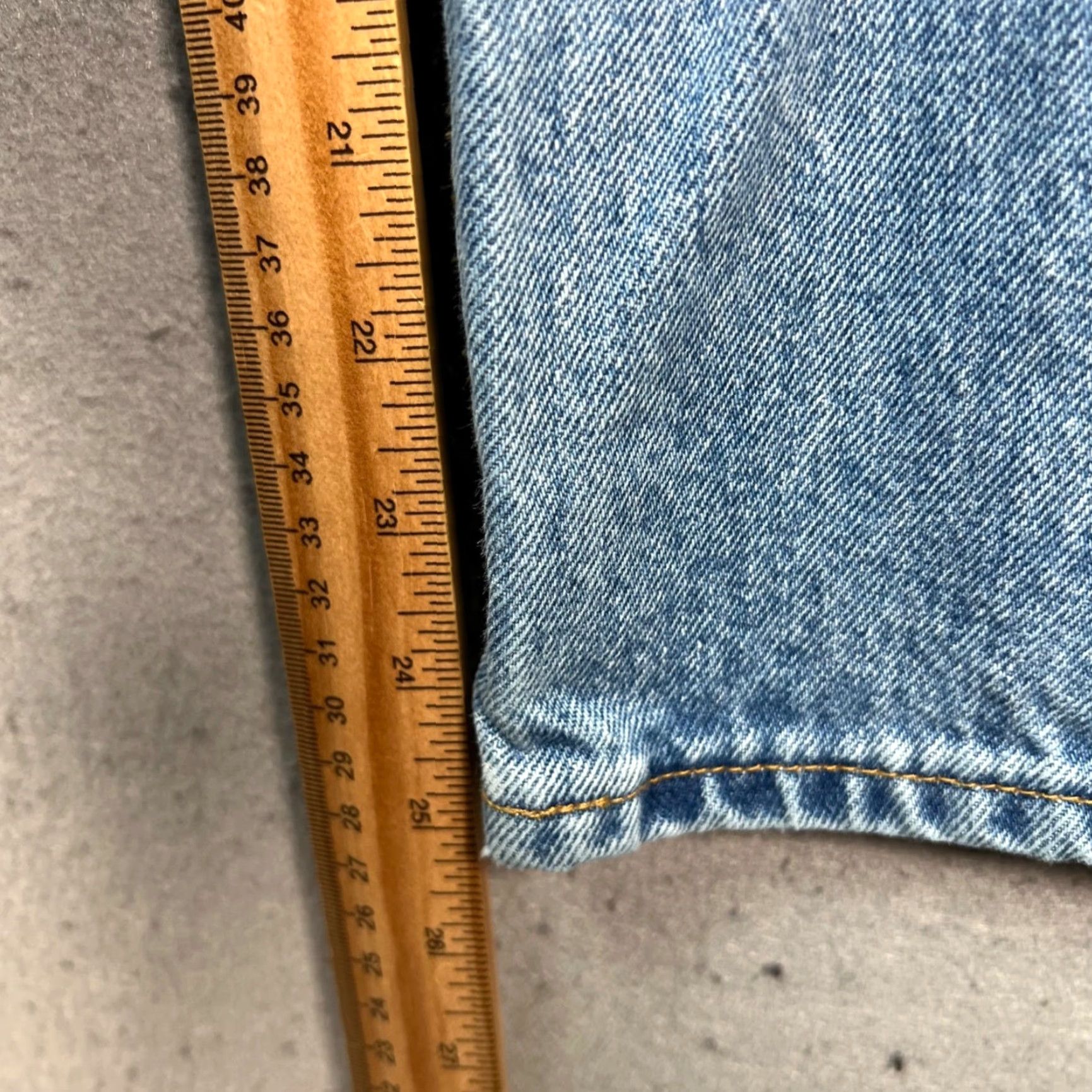 Levi's VINTAGE Levi's Jeans Slim 5-Pocket 14 / 25 x 27 Light Wash Denim Womens Boys? Size 36" / US 14 / IT 50 - 7 Thumbnail