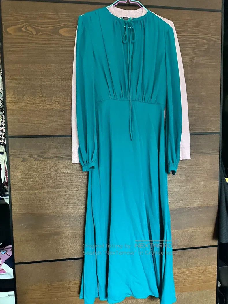 Valentino Valentino Silk dress Size M / US 6-8 / IT 42-44 - 2 Thumbnail