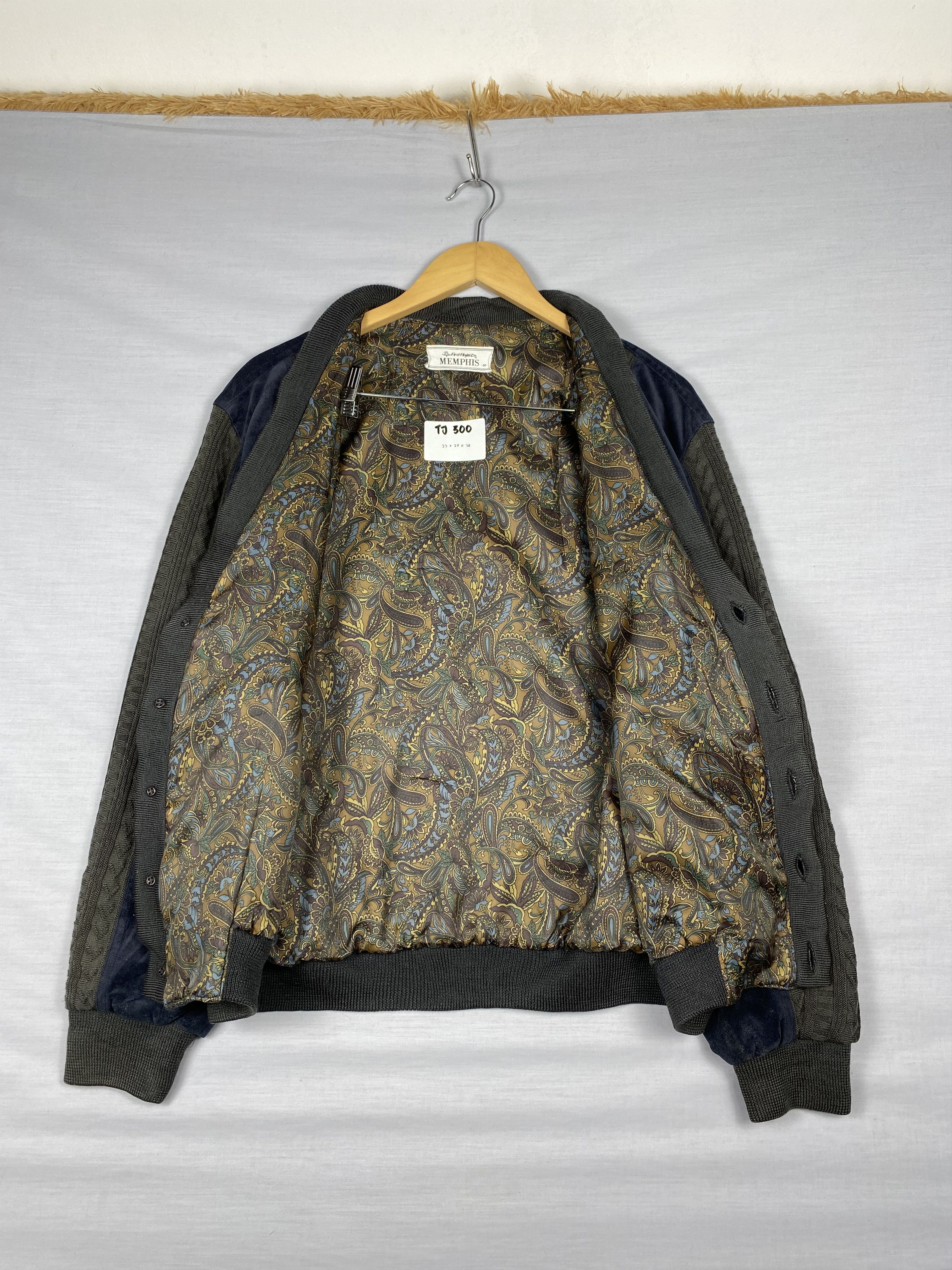 Japanese Brand Vintage Memphis Velvet Half-Button Jacket (Camo) Size US M / EU 48-50 / 2 - 3 Thumbnail