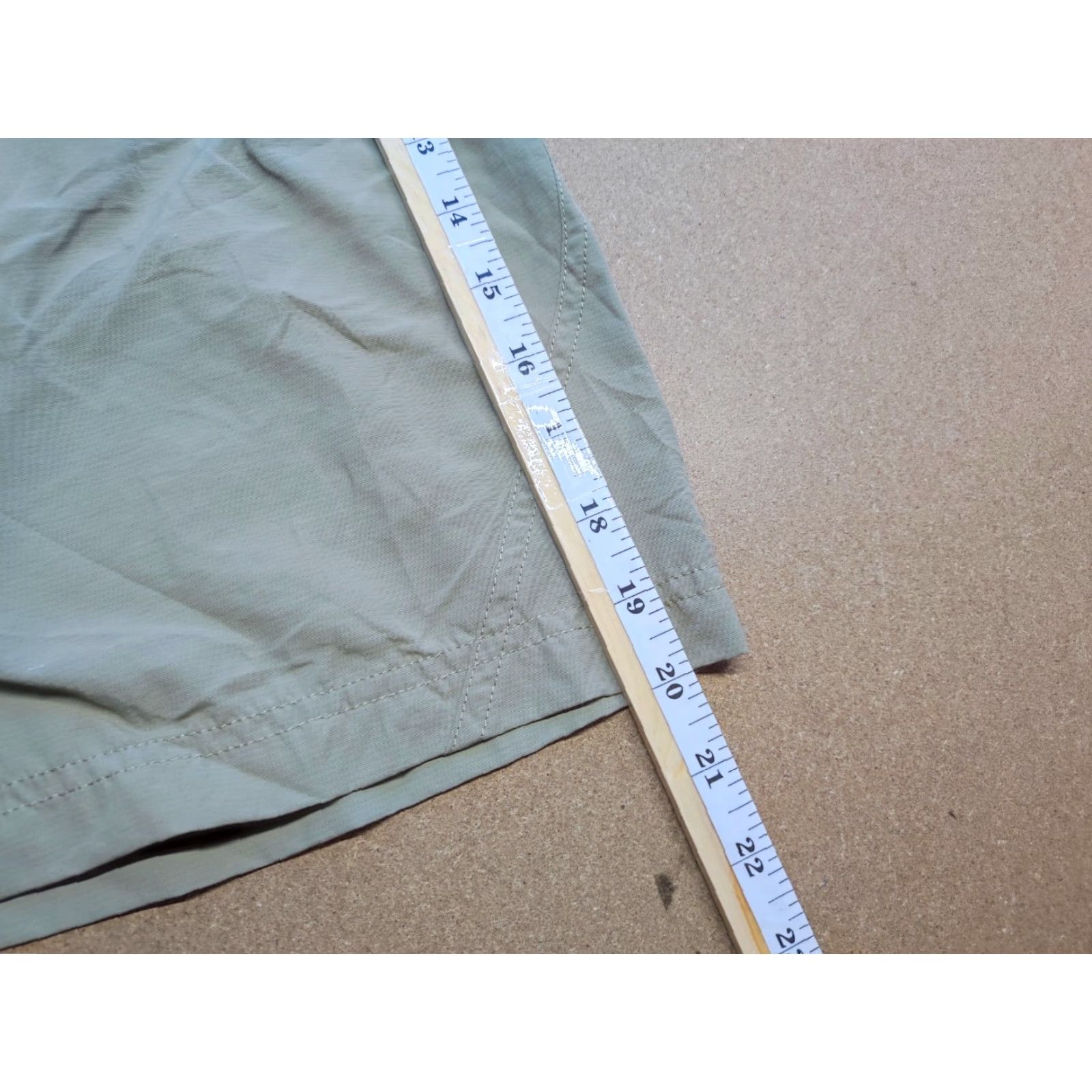 Vintage Haglofs Hiking Shorts Womens Size 36 Outdoor Beige Pockets Belted Ladies Size 25" / US 0 / IT 36 - 6 Thumbnail