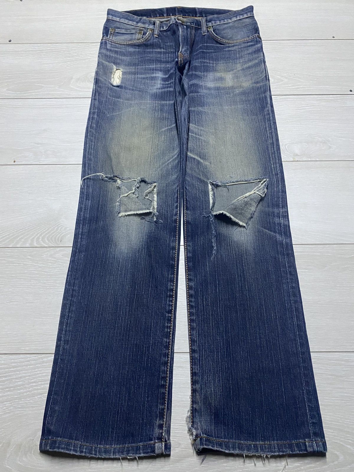 Edwin Vintage Edwin 502 Blue Wash Distressed Jeans Size US 31 - 1 Thumbnail
