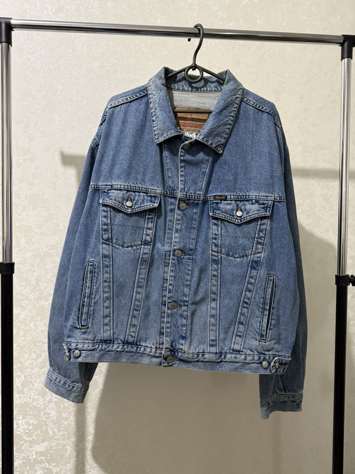 Diesel VINTAGE DIESEL DENIM JEANS JACKET TRUCKER BLUE Y2K MENS Size US XL / EU 56 / 4 - 3 Thumbnail