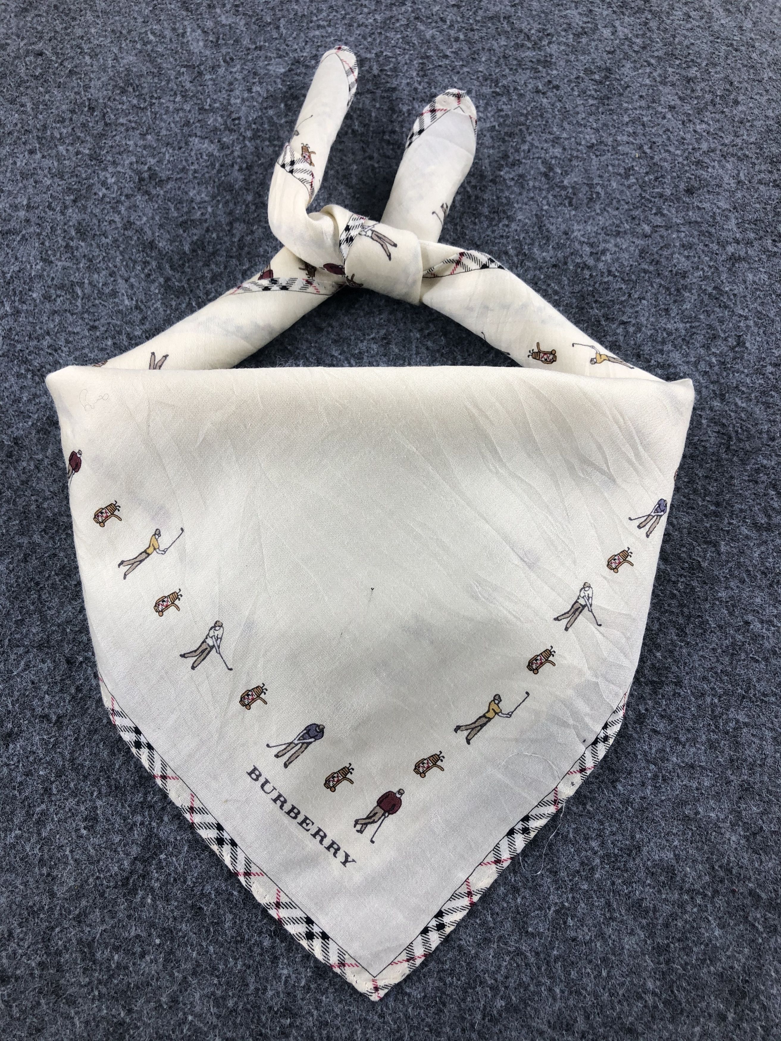 Burberry Burberry Handkerchief / Bandana / Neckerchief Size ONE SIZE - 1 Thumbnail