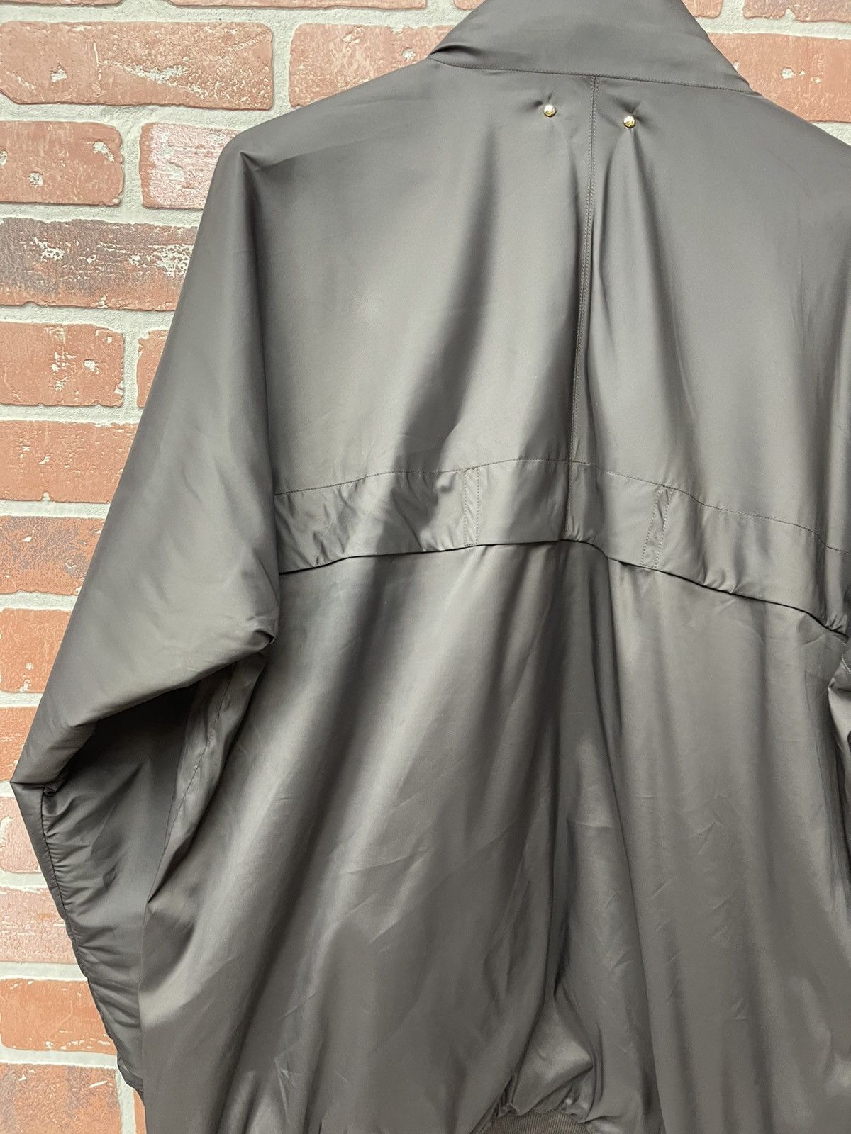 Louis Vuitton Size L/56LV - Louis Vuitton Reversible Windbreaker Size US L / EU 52-54 / 3 - 15 Thumbnail