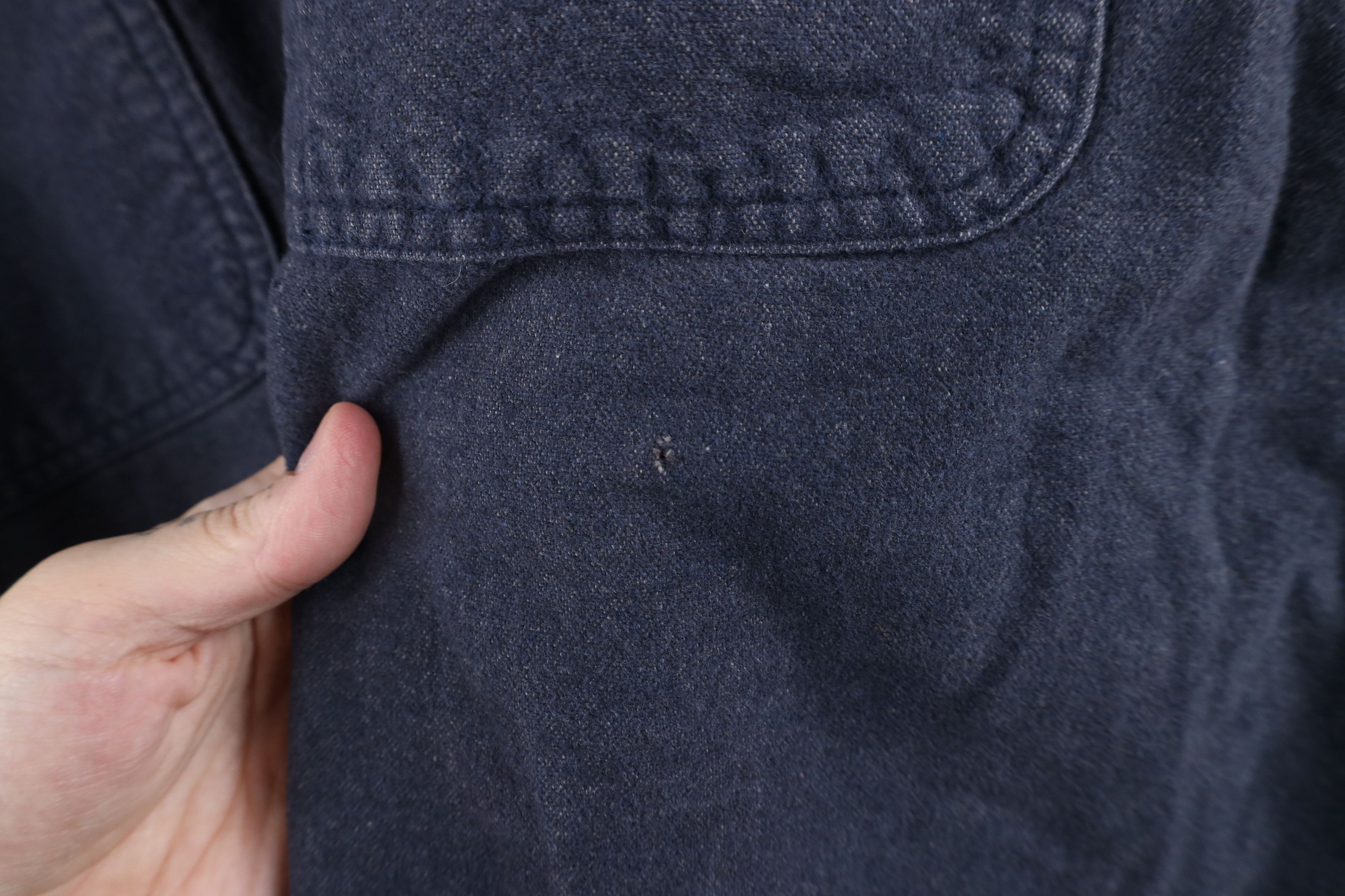 Vintage Vintage 90s Streetwear Heavyweight Cloth Button Shirt Blue Size US XL / EU 56 / 4 - 4 Thumbnail