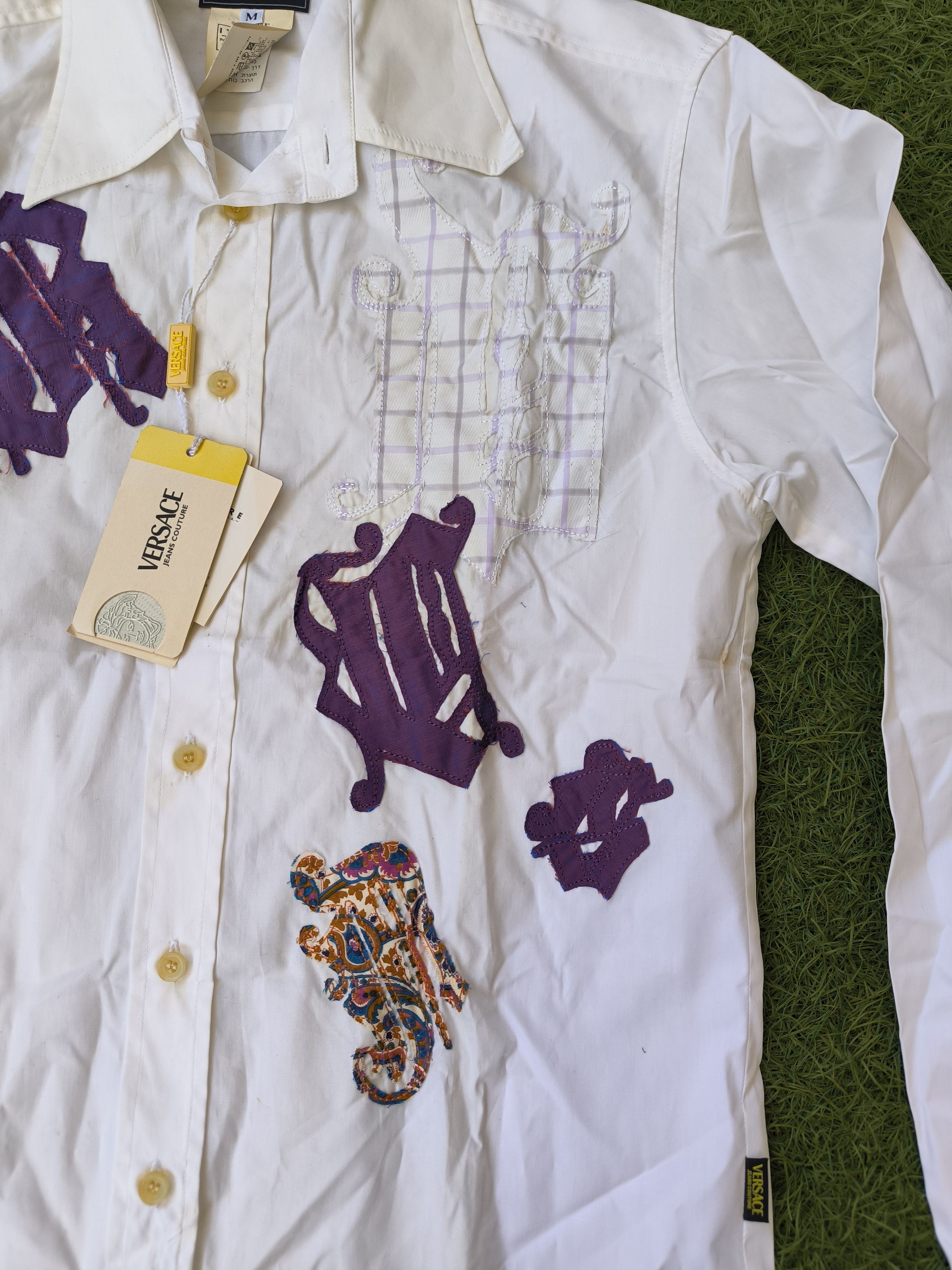 Versace Jeans Couture Vintage Versace Jeans Couture Graphic Appliqué Shirt NOS Size US M / EU 48-50 / 2 - 2 Thumbnail