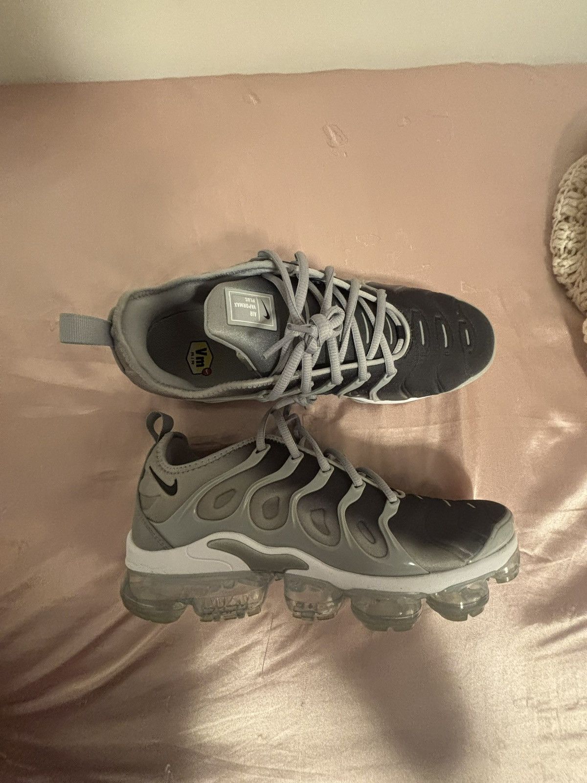 Nike Nike Vapormax Wolf Grey/Silver Gradient Size US 11 / EU 44 - 3 Thumbnail