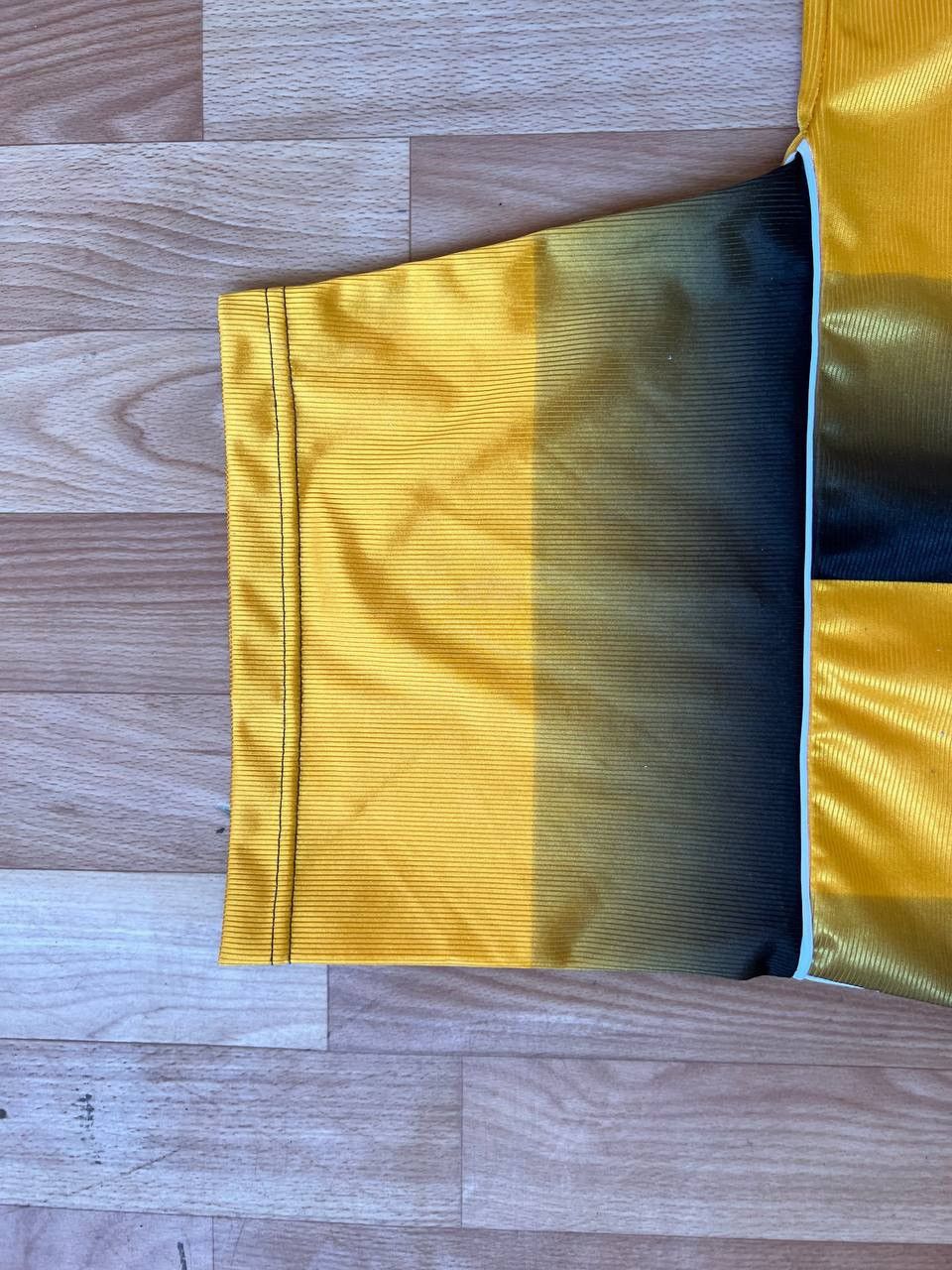 Vintage 2004 BOSTON UNITED HOME SOCCER JERSEY FOOTBALL SHIRT RARE Size US XL / EU 56 / 4 - 11 Thumbnail