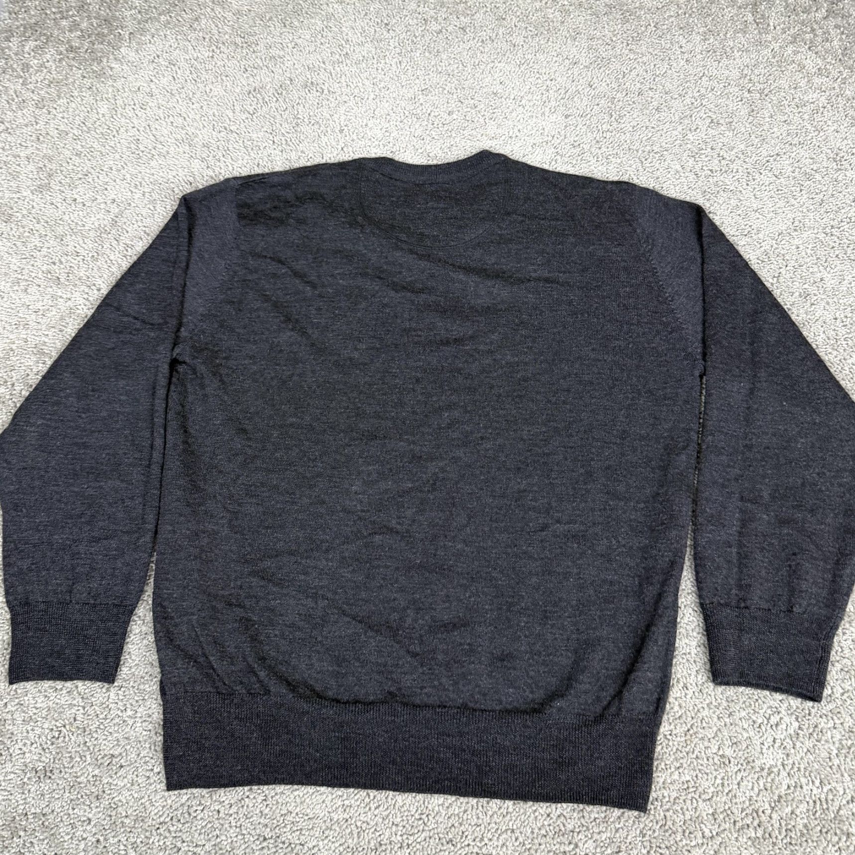 Orvis Orvis Sweater Mens M Gray 100% Merino Wool V Neck Knit Pullover Long Sleeve Size US M / EU 48-50 / 2 - 5 Thumbnail