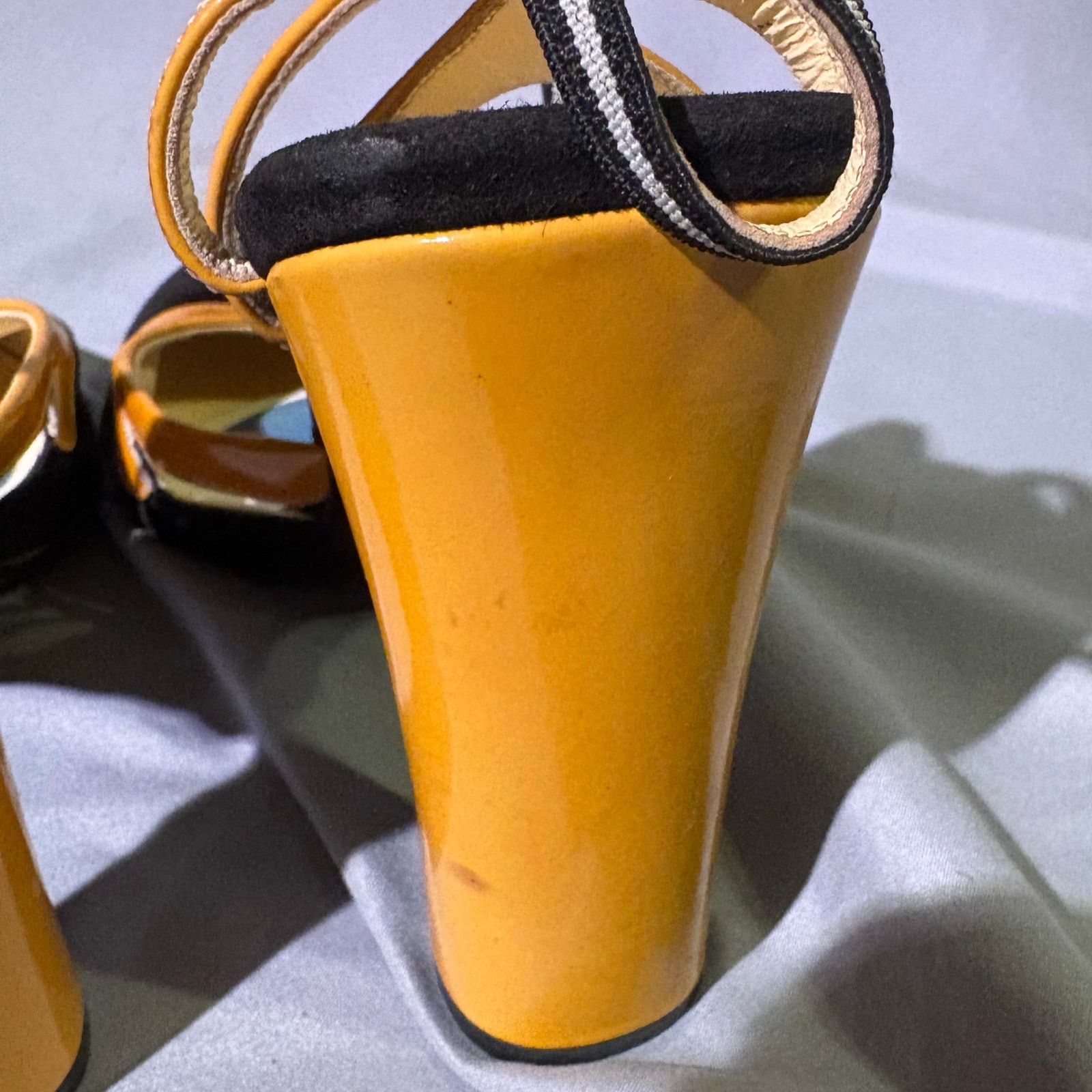 Prada Prada Yellow Patent Black Suede Heels Size 39 (8.5) Size US 8.5 / IT 38.5 - 5 Thumbnail