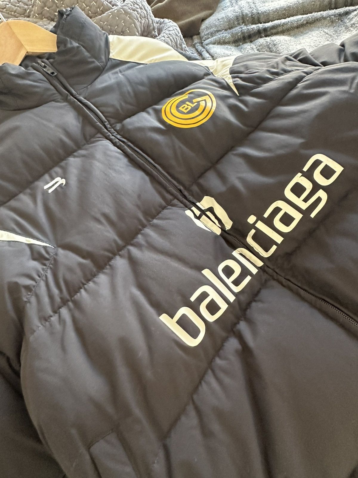 Balenciaga balenciaga oversized puffer coat size 46 Size US S / EU 44-46 / 1 - 4 Thumbnail