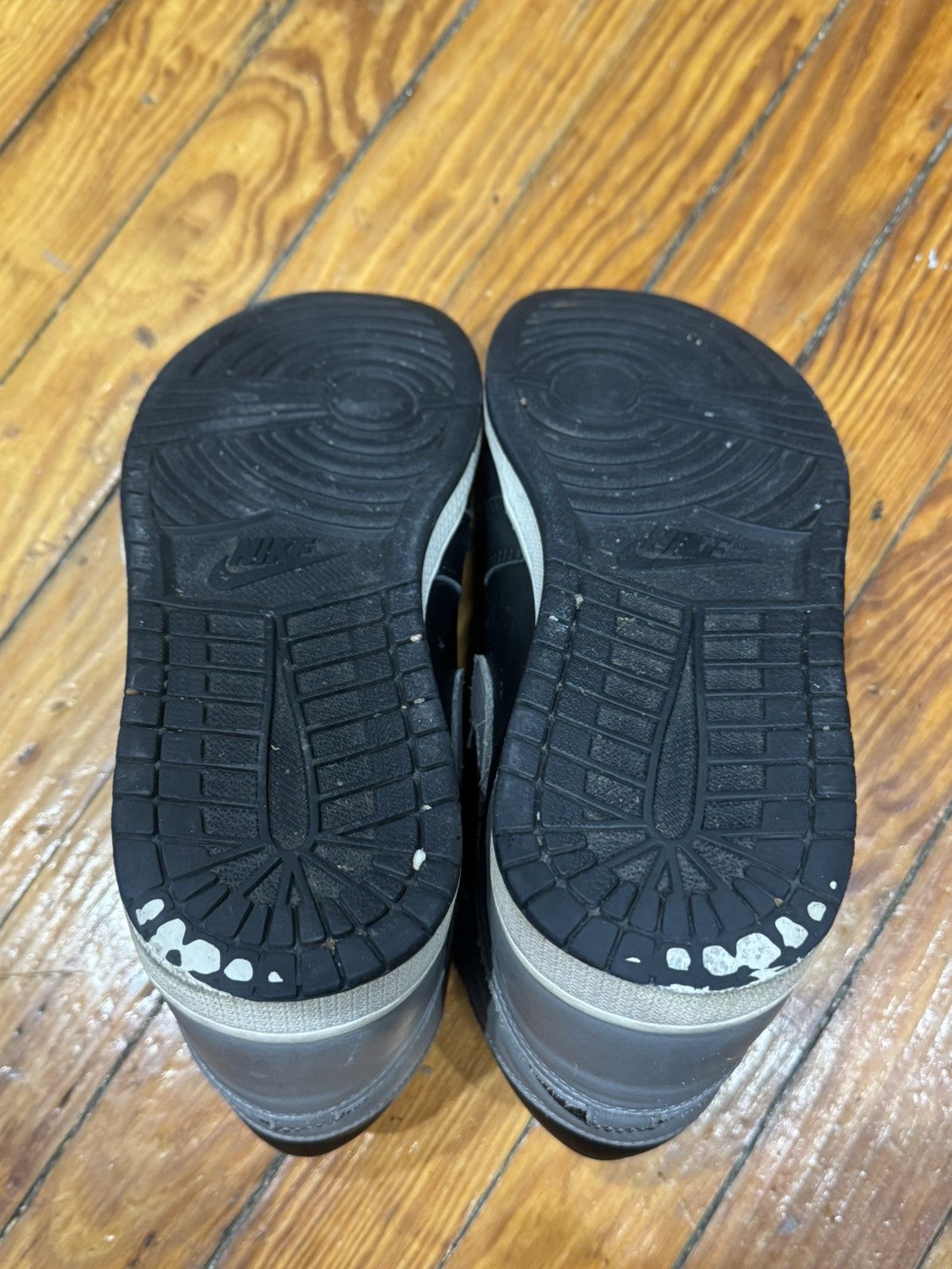 Jordan Brand Air jordan 1 shadow 2018 Size US 9.5 / EU 42-43 - 4 Thumbnail