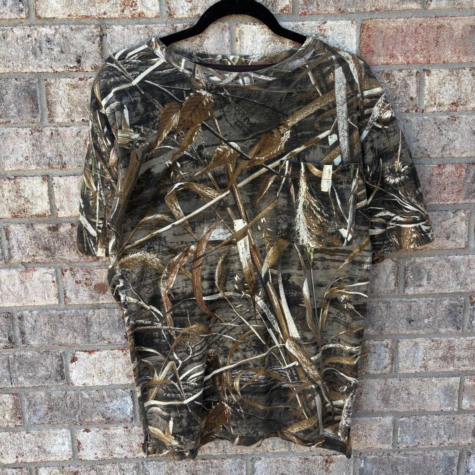 Realtree Vintage real tree camo tee Size US M / EU 48-50 / 2 - 1 Thumbnail