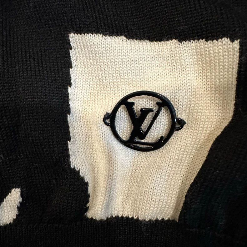 Louis Vuitton Louis Vuitton SS23 Intarsia Abstract Crew Neck Long Sleeve Size US S / EU 44-46 / 1 - 4 Thumbnail