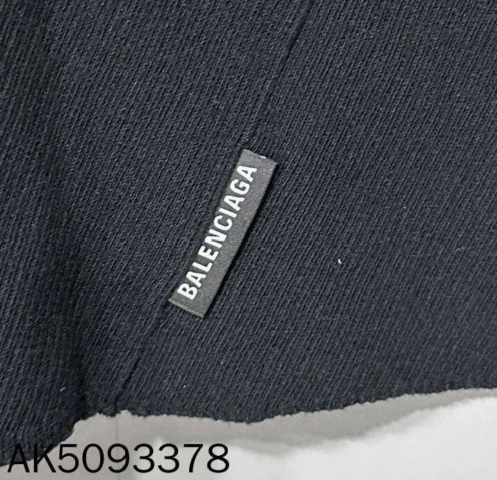 Balenciaga Balenciaga Patch Series Knit Sweater Size US L / EU 52-54 / 3 - 4 Thumbnail