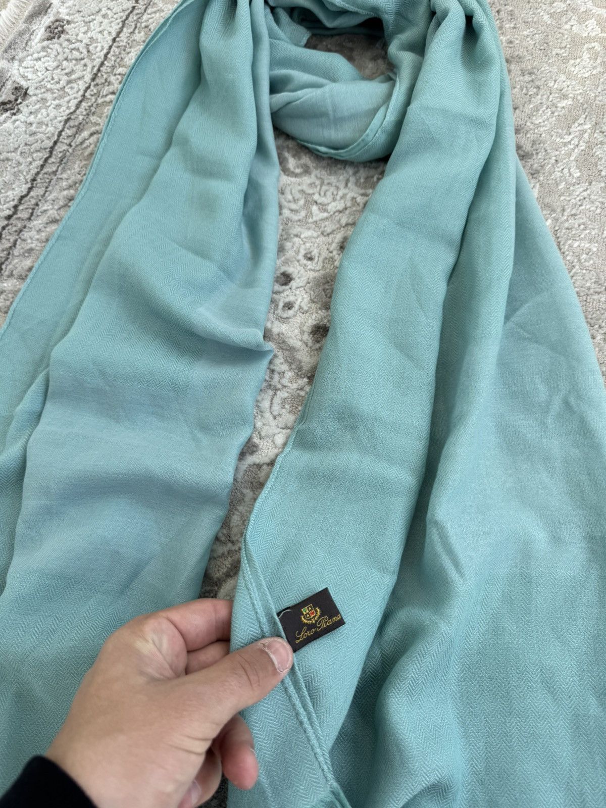 Loro Piana Loro piana vintage scarf Size ONE SIZE - 2 Thumbnail