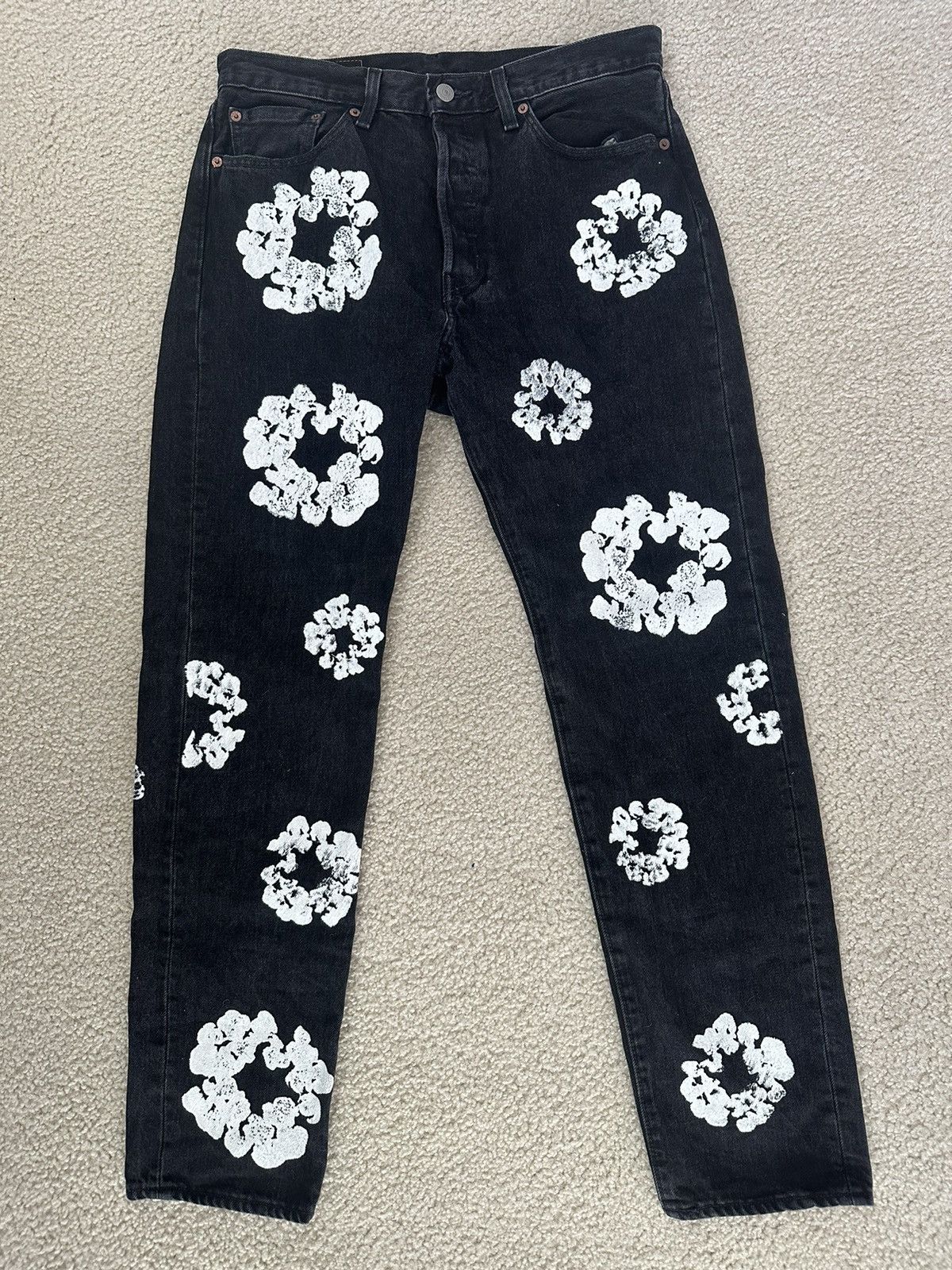 image of Denim Tears X Levis The Cotton Wreath Jean Black Size 32, Men's