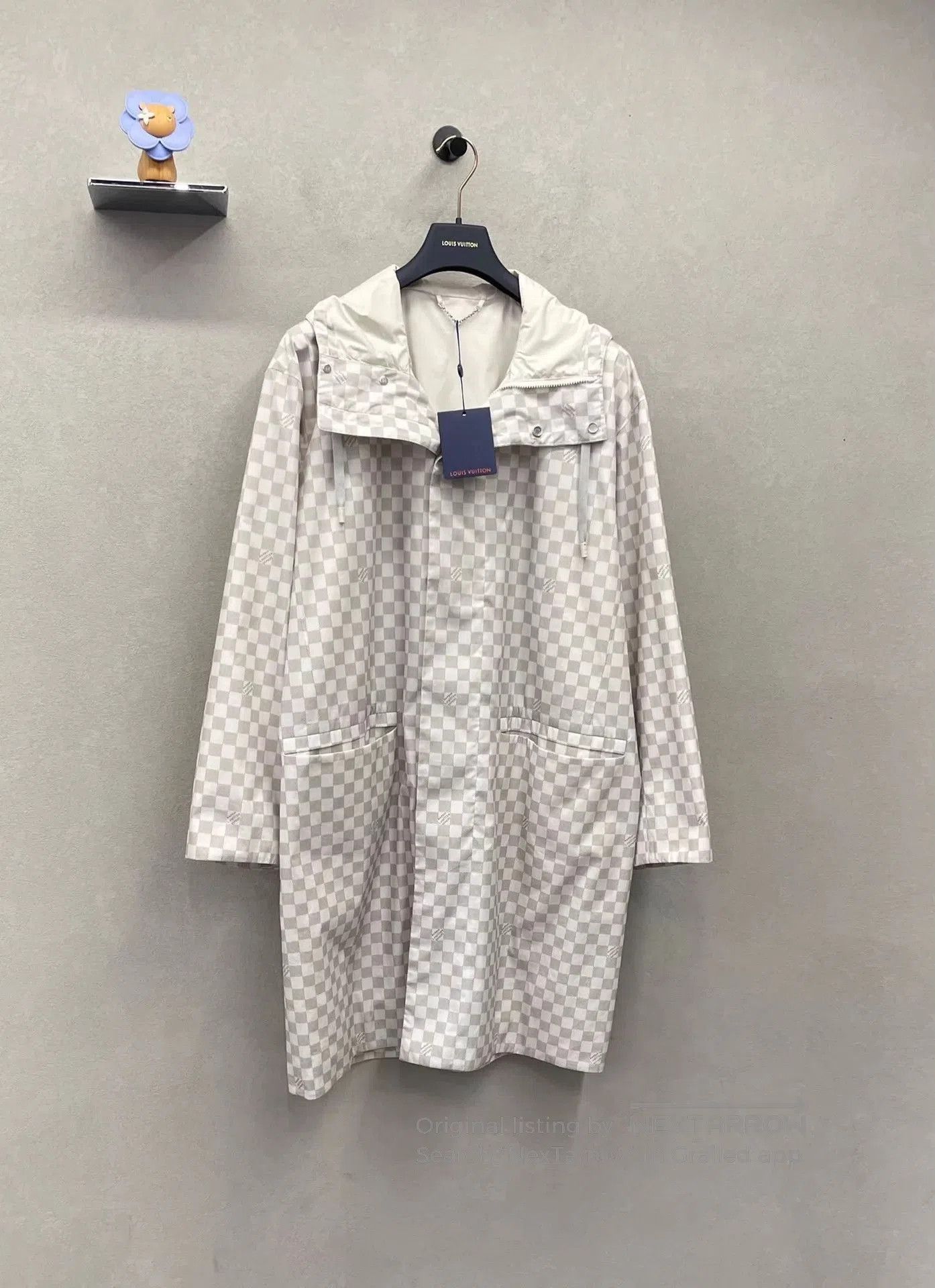Louis Vuitton Multi Checkered Long Raincoat with Hood. Size US S / EU 44-46 / 1 - 3 Thumbnail