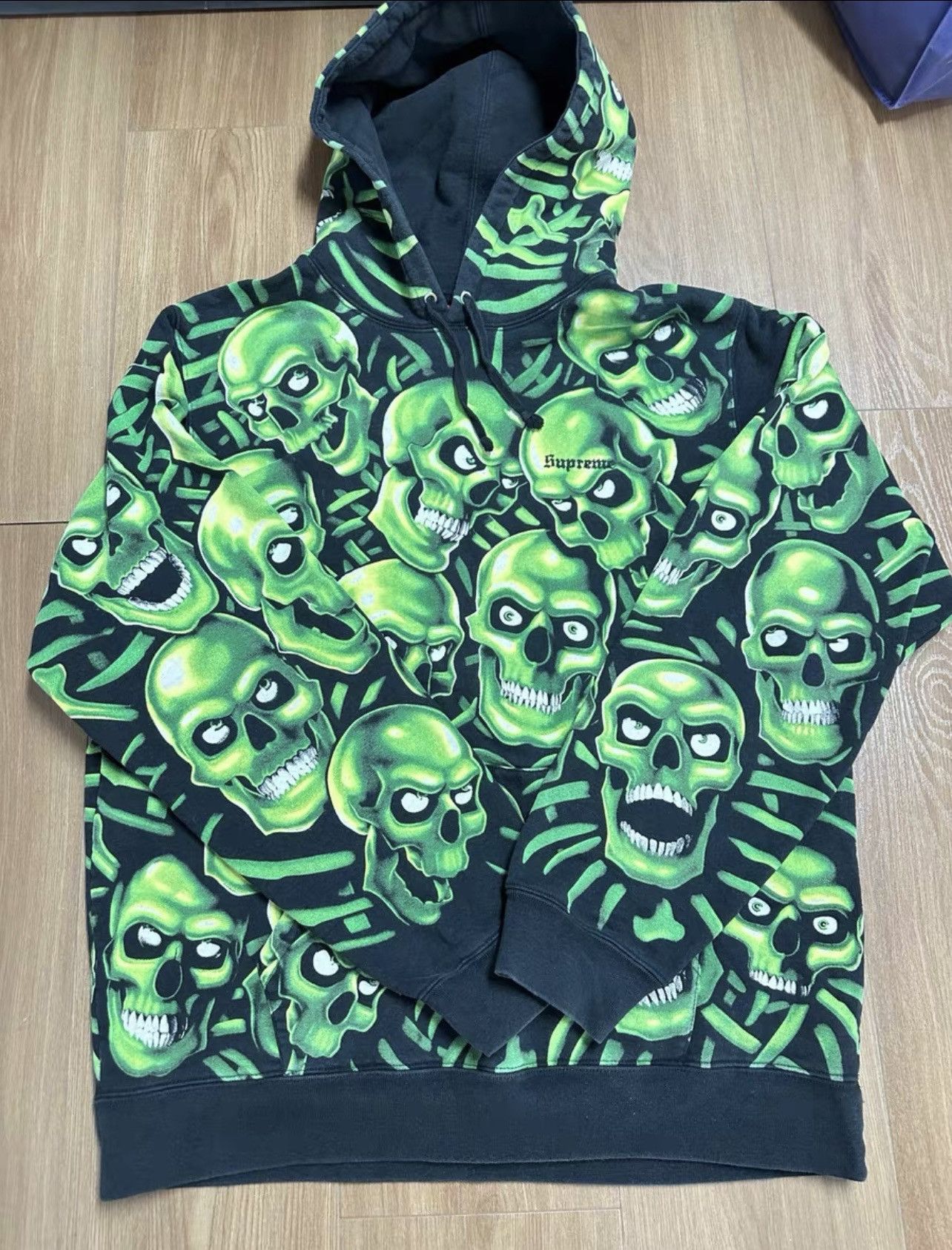 Image of Supreme Skull Pile Hooded Hoodie Sweatshirt in Green, Men's (Size XL)