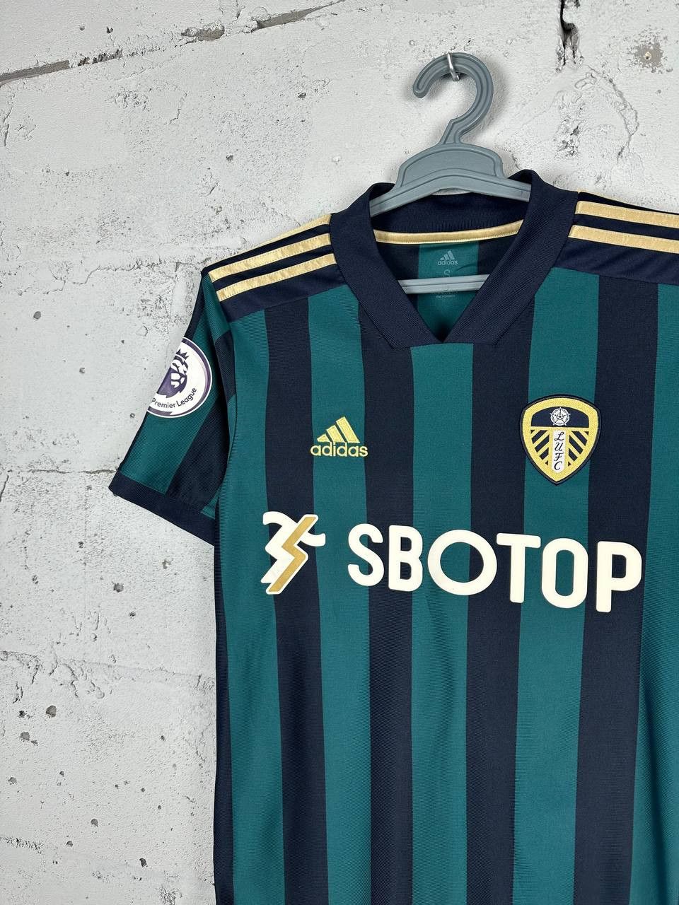Adidas 2020/21 Adidas Leeds United FC Away Soccer Jersey Size US S / EU 44-46 / 1 - 3 Thumbnail