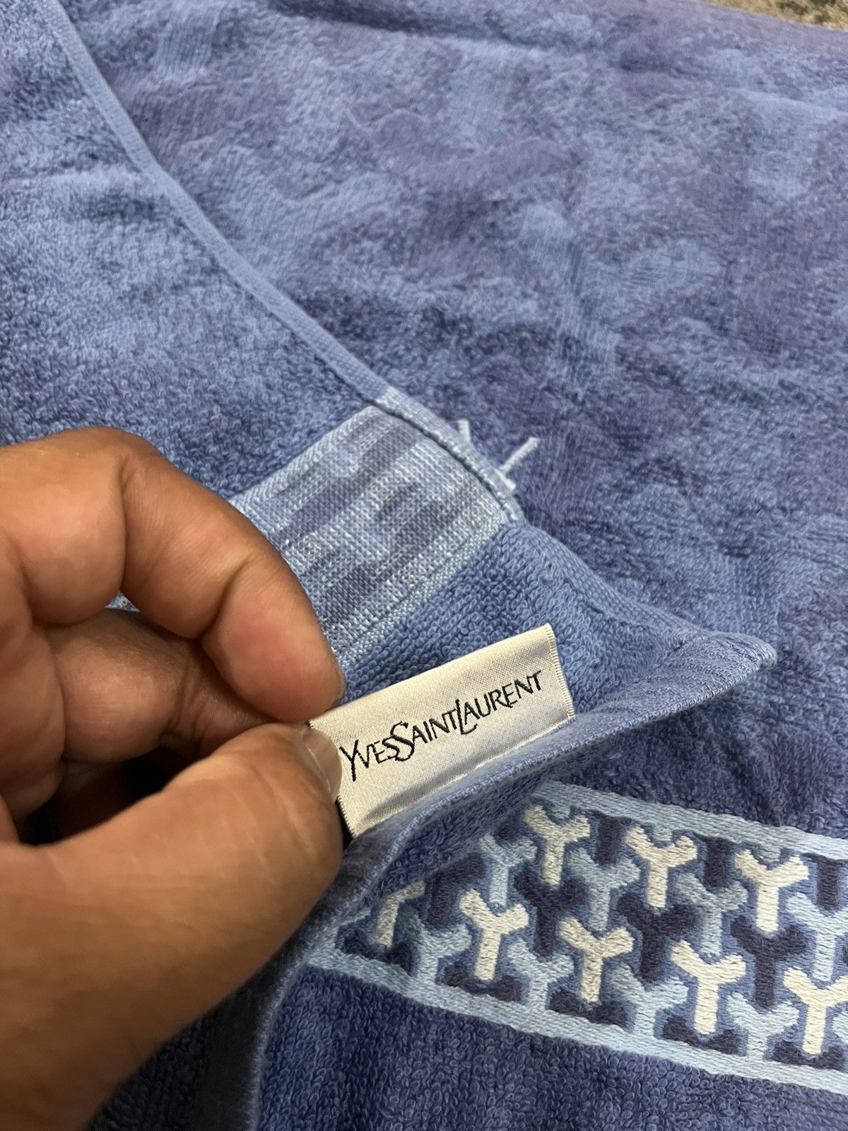 Yves Saint Laurent YSL HAND TOWEL Size ONE SIZE - 3 Thumbnail