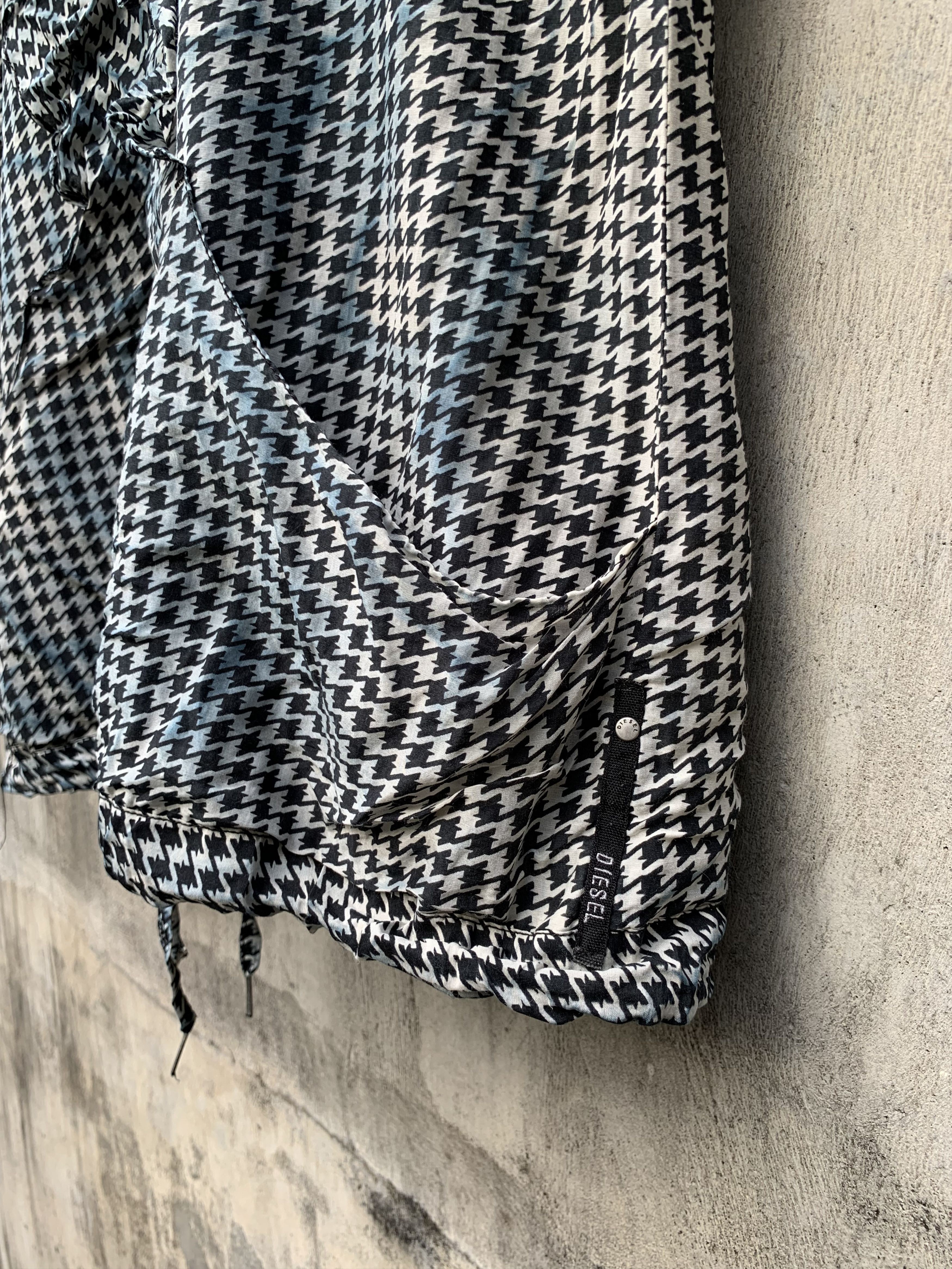Diesel Diesel Short Sleeve Hooded Blouse Ruffles Houndstooth Patter Size S / US 4 / IT 40 - 11 Thumbnail