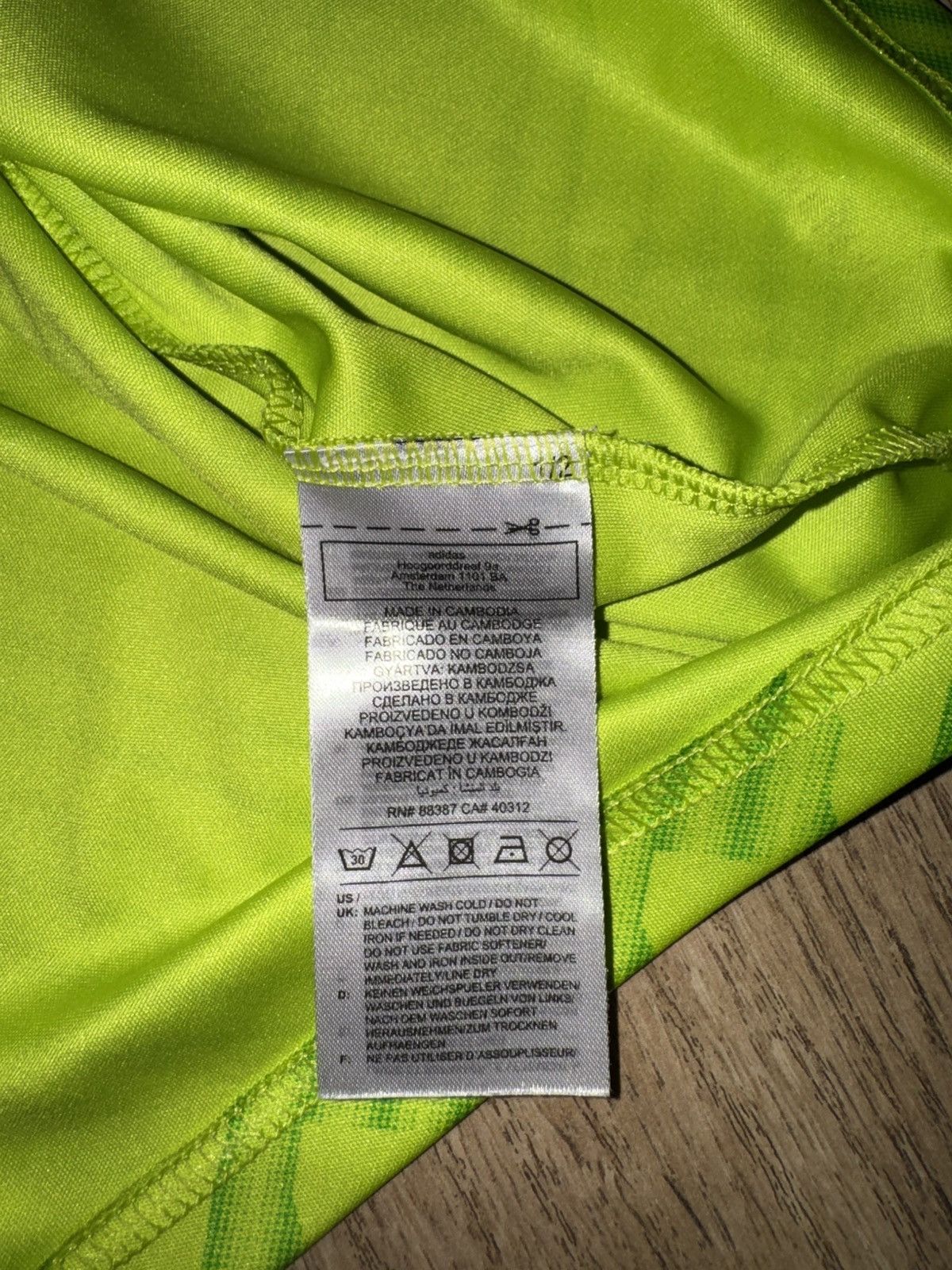 Adidas MANCHESTER UNITED 2022 2023 FOOTBALL JERSEY ADIDAS HE2981 L Size US L / EU 52-54 / 3 - 11 Thumbnail