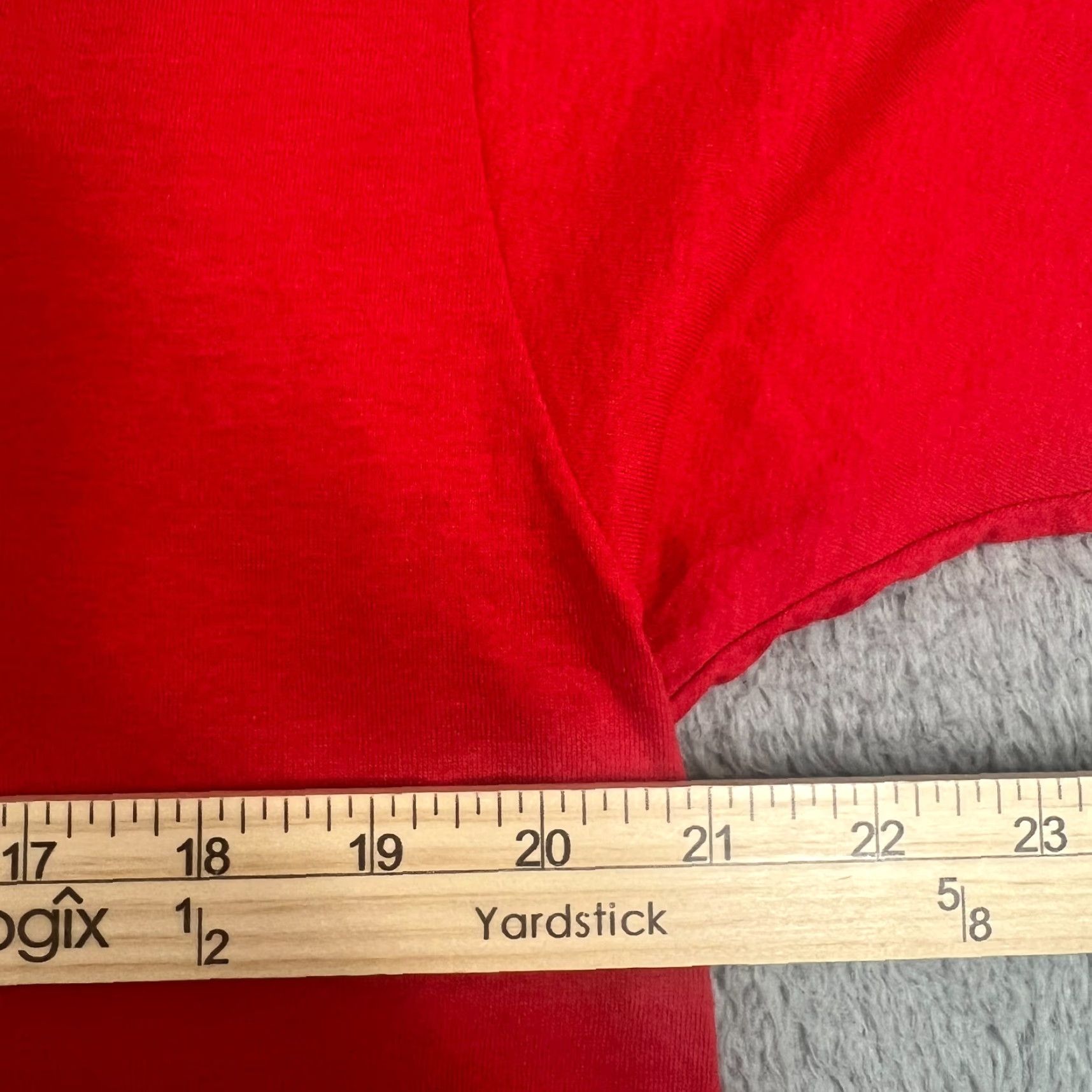Vintage VINTAGE Smithsonian Space T-Shirt Men Large Red 80s Air and Space Museum Graphic Print Size US L / EU 52-54 / 3 - 5 Thumbnail