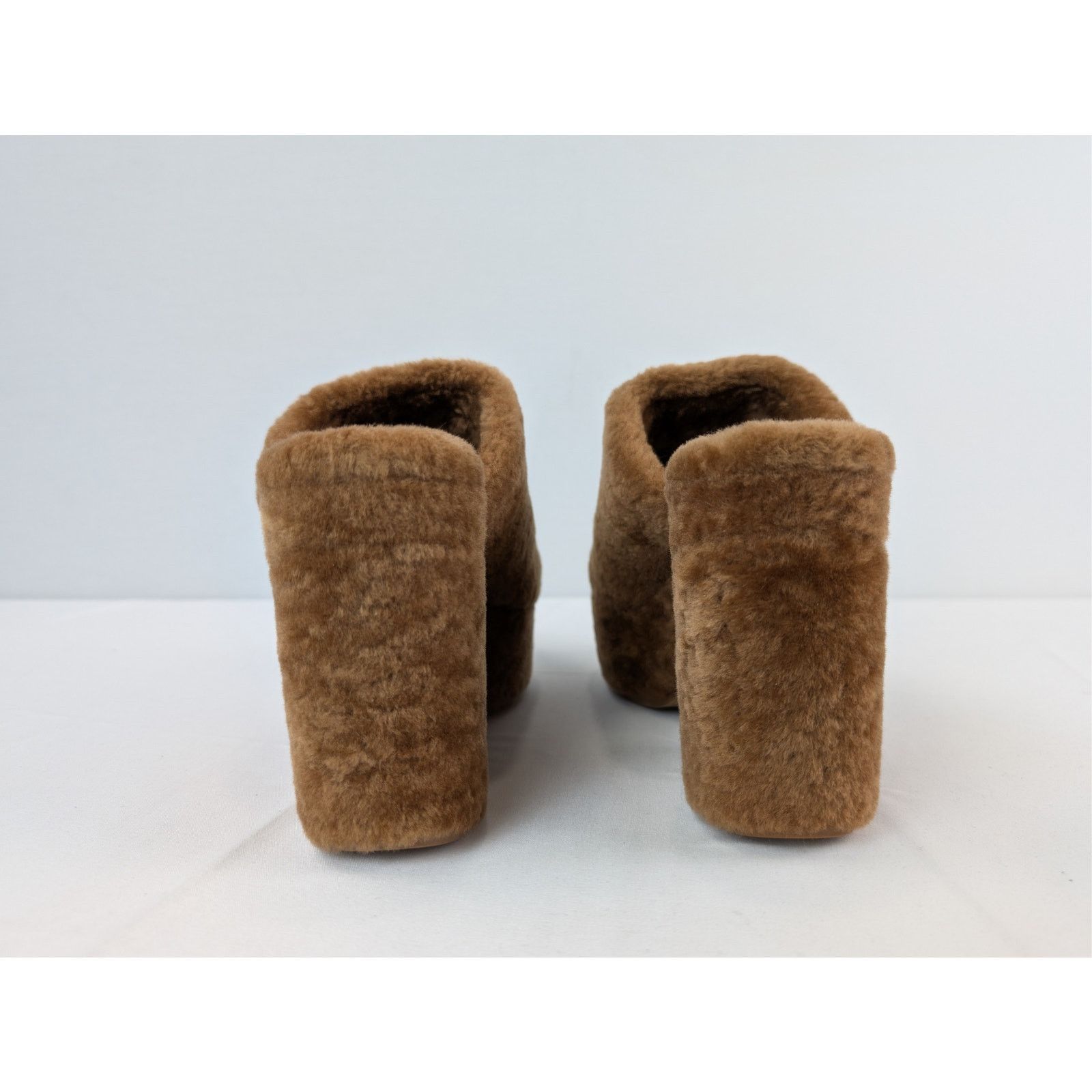 Celine o1rshd1 Elena Mule in Shearling Sandal slipper in Brown Size US 10 / IT 40 - 11 Thumbnail
