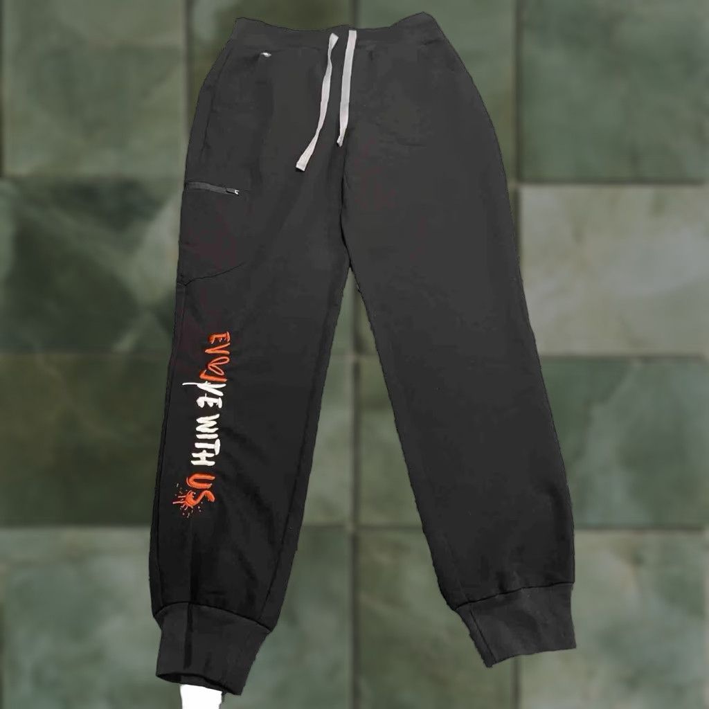 Vintage FIGS Zamora Jogger Scrub Pants Women’s S Slim Fit Black Drawstring Tapered Inseam 29 Embroidered Slimming Size 28" / US 6 / IT 42 - 1 Thumbnail