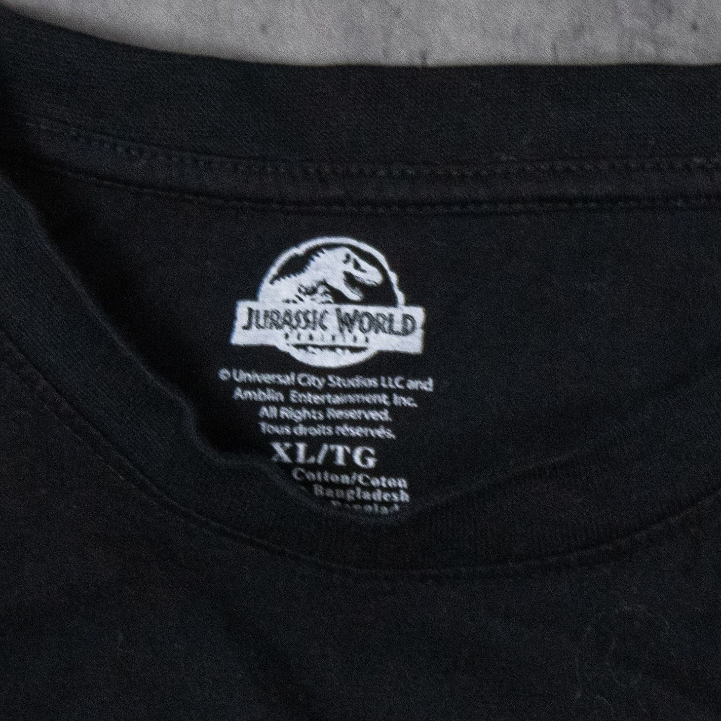 Vintage Jurassic World Dinosaur Y2K Style Crazy Black T-Shirt Size US L / EU 52-54 / 3 - 5 Thumbnail