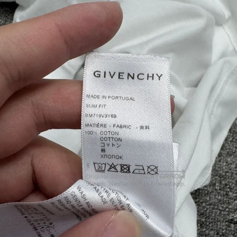 Givenchy Givenchy Dog Print Short Sleeve Size US M / EU 48-50 / 2 - 4 Thumbnail