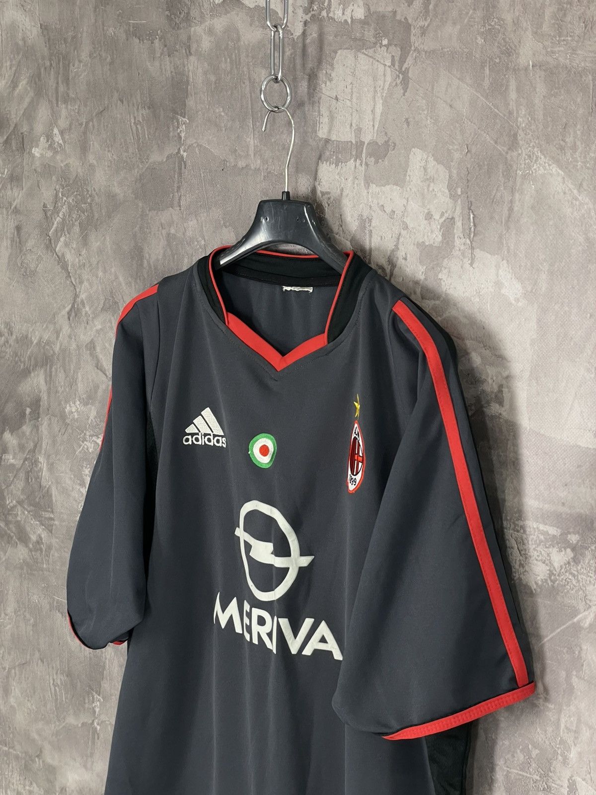 Vintage Adidas AC Milan 2003/2004 Vintage Jersey Size US L / EU 52-54 / 3 - 6 Thumbnail