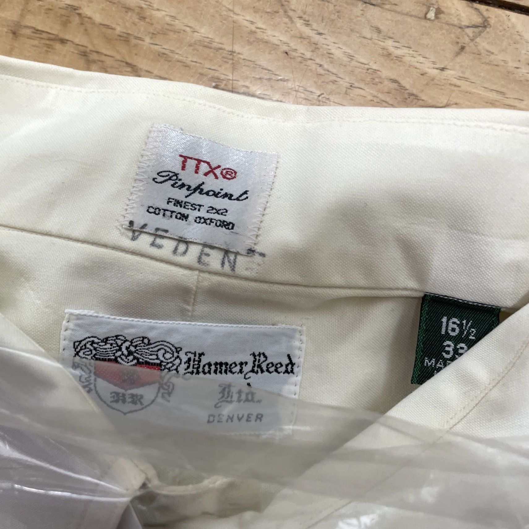 Vintage VINTAGE Hamer Reed Shirt 6 Button Long Sleeve Cotton Oxford Cream USA 1970s Men L Regular Size US L / EU 52-54 / 3 - 5 Thumbnail