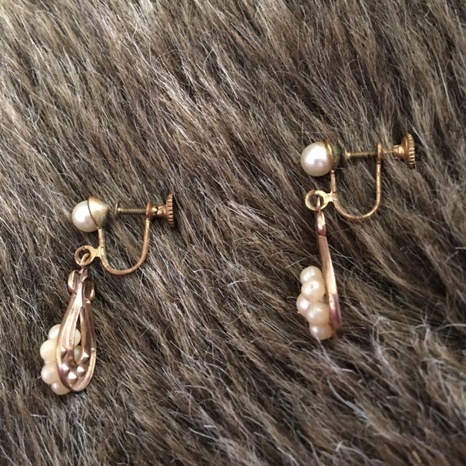 Vintage Vintage 50s gold tone pearl accent earrings Size ONE SIZE - 3 Thumbnail