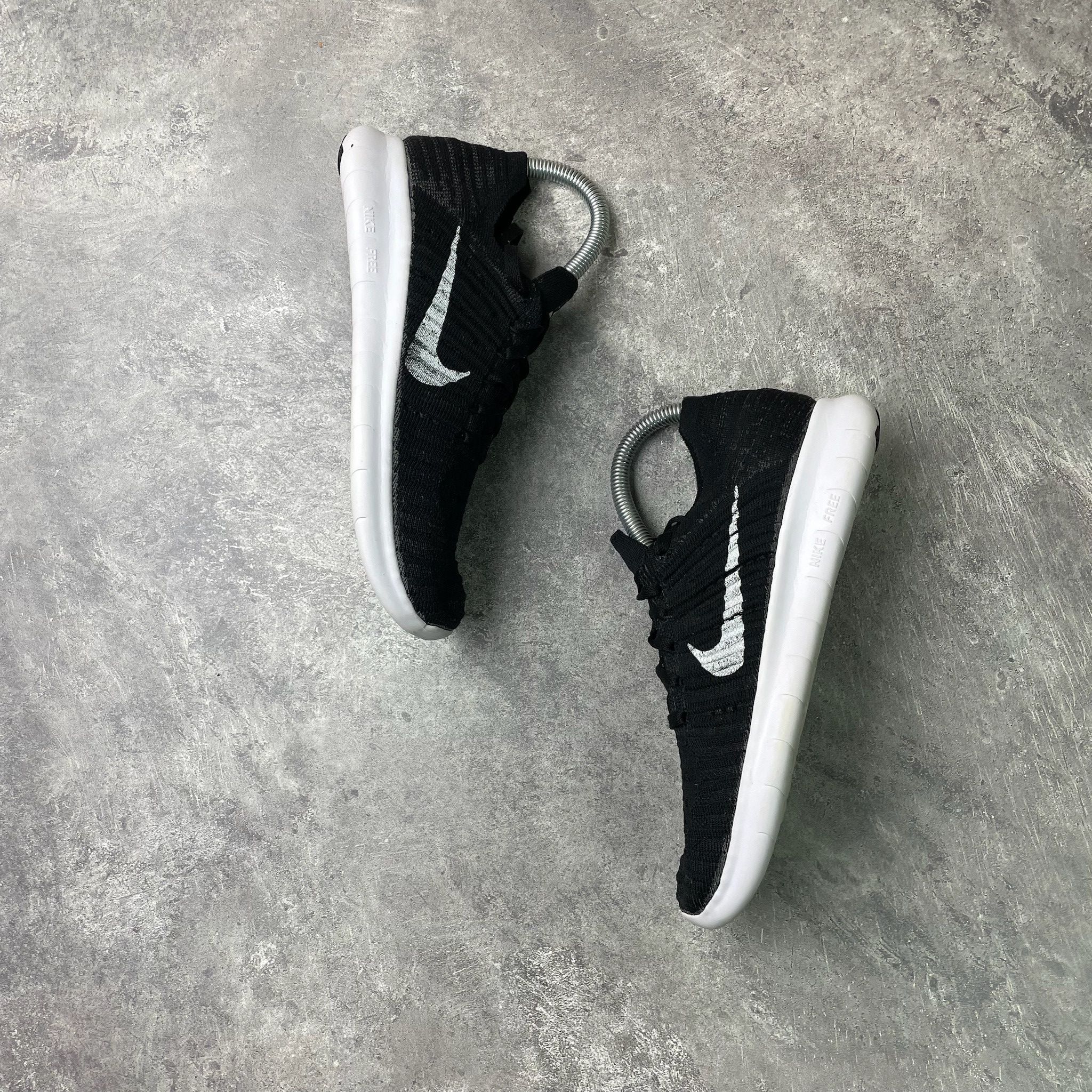 Nike Nike Free RN Flyknit Size US 7 / IT 37 - 2 Thumbnail
