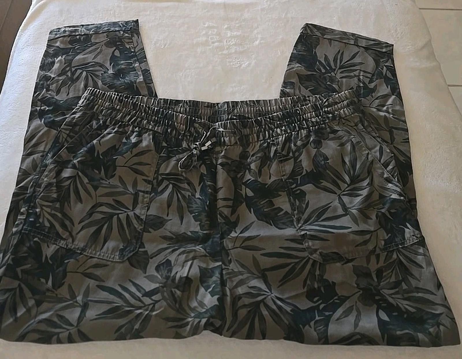 Old Navy Old Navy Pants Green Leaf Soft Tencel Olive Pull On Size XL Size 40" / US 18 - 2 Thumbnail