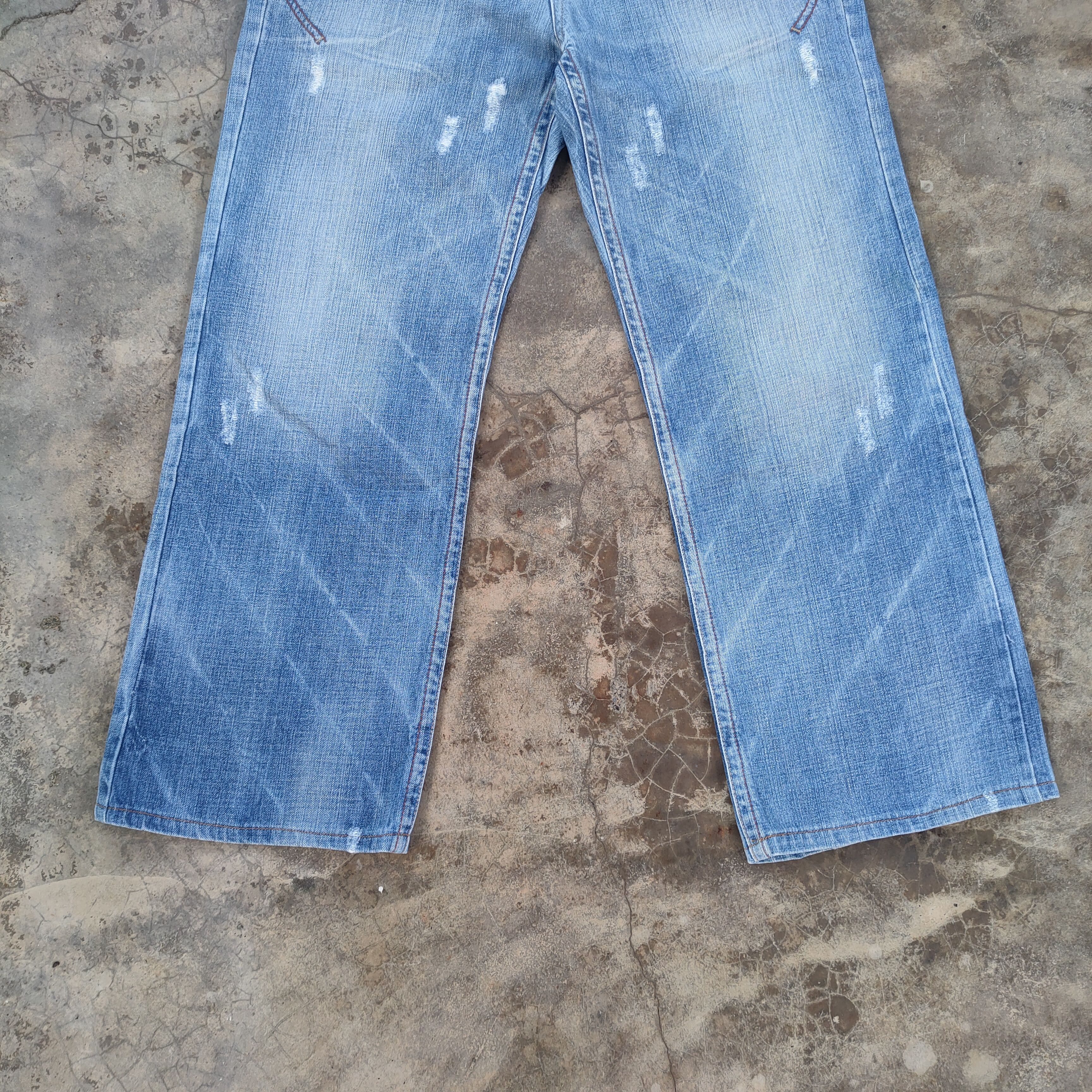 Japanese Brand VINTAGE JAPANESE DENIM BAGGY RIPPEP JEANS PANTS Size US 34 / EU 50 - 4 Thumbnail