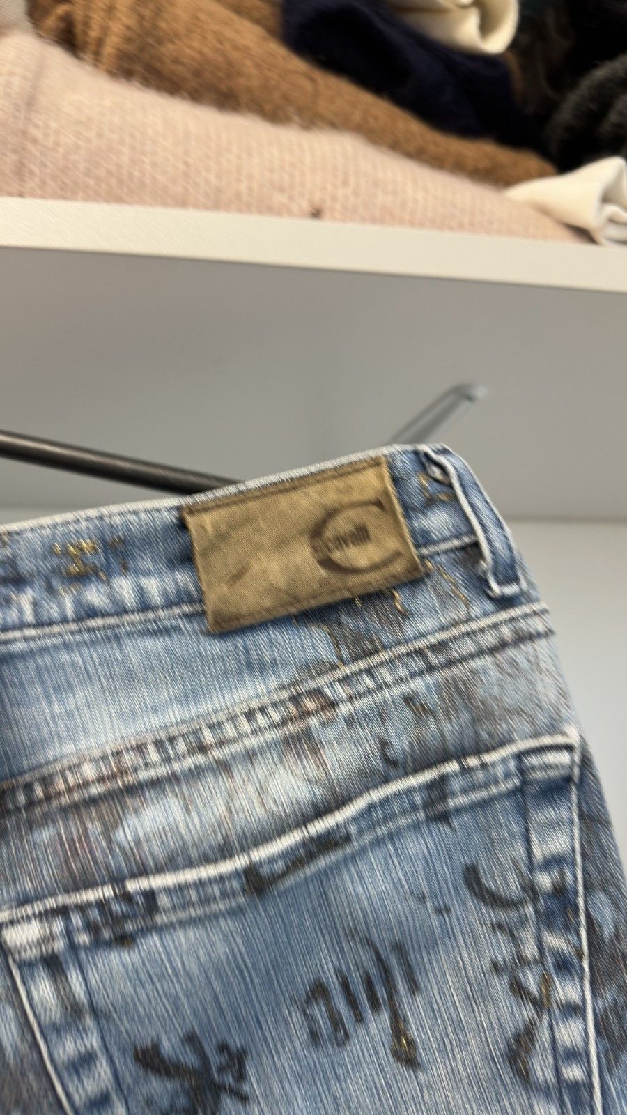 Roberto Cavalli A/W 2003 Roberto Cavalli Asian Fantasies Tattoo Flare Denim Size 25" / US 0 / IT 36 - 13 Thumbnail