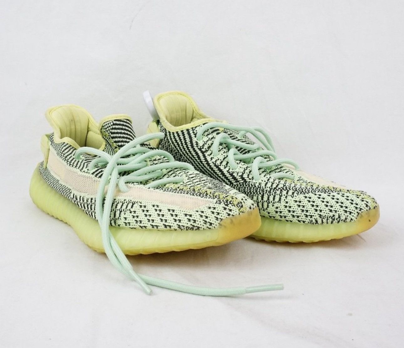 Yeezy adidas Yeezy Boost 350 V2 Yeezreel Non-Reflective Size 8 Size US 8 / EU 41 - 3 Thumbnail